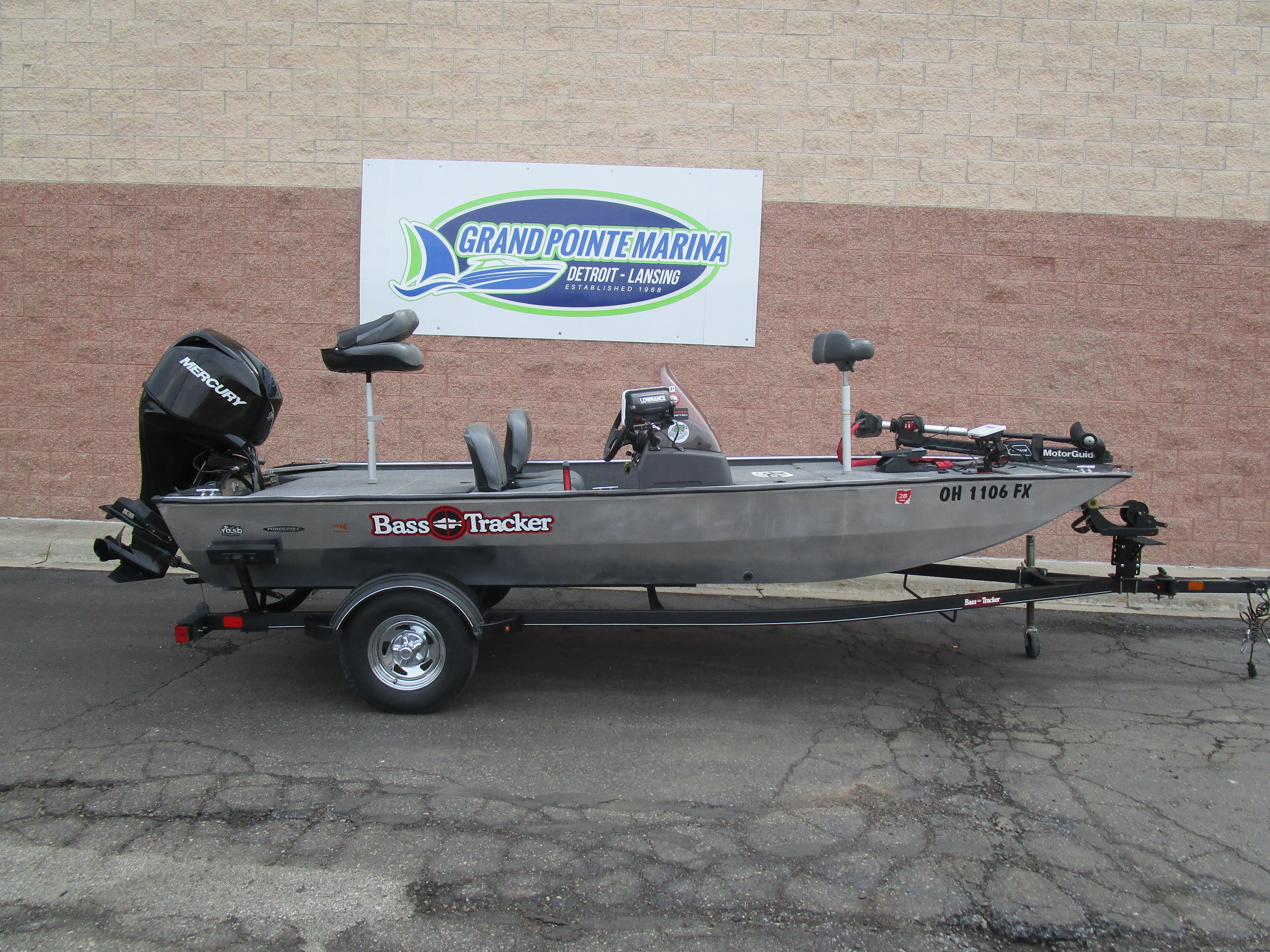 2020 Tracker Bass Tracker Classic Gallery