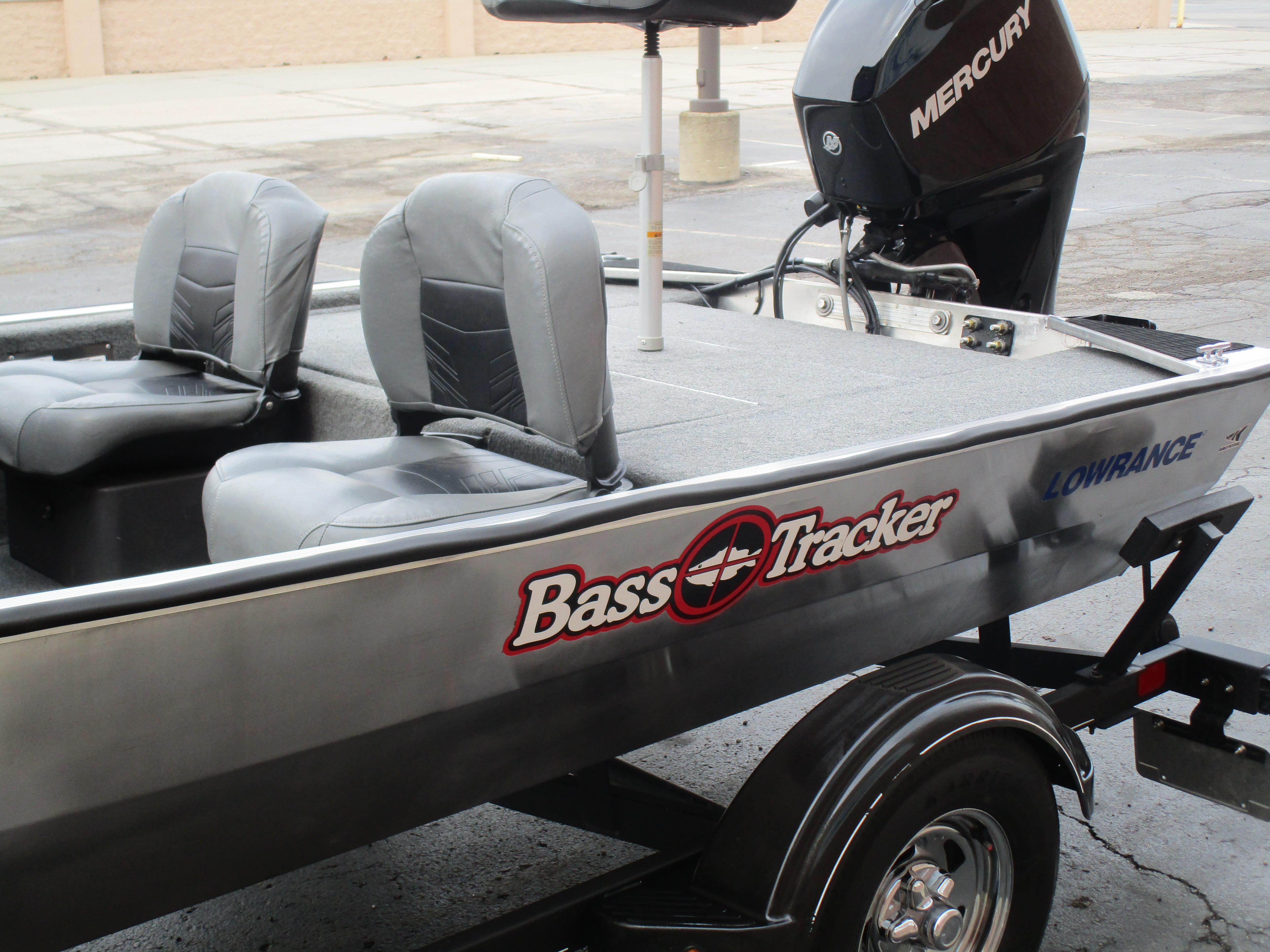 2020 Tracker Bass Tracker Classic Gallery
