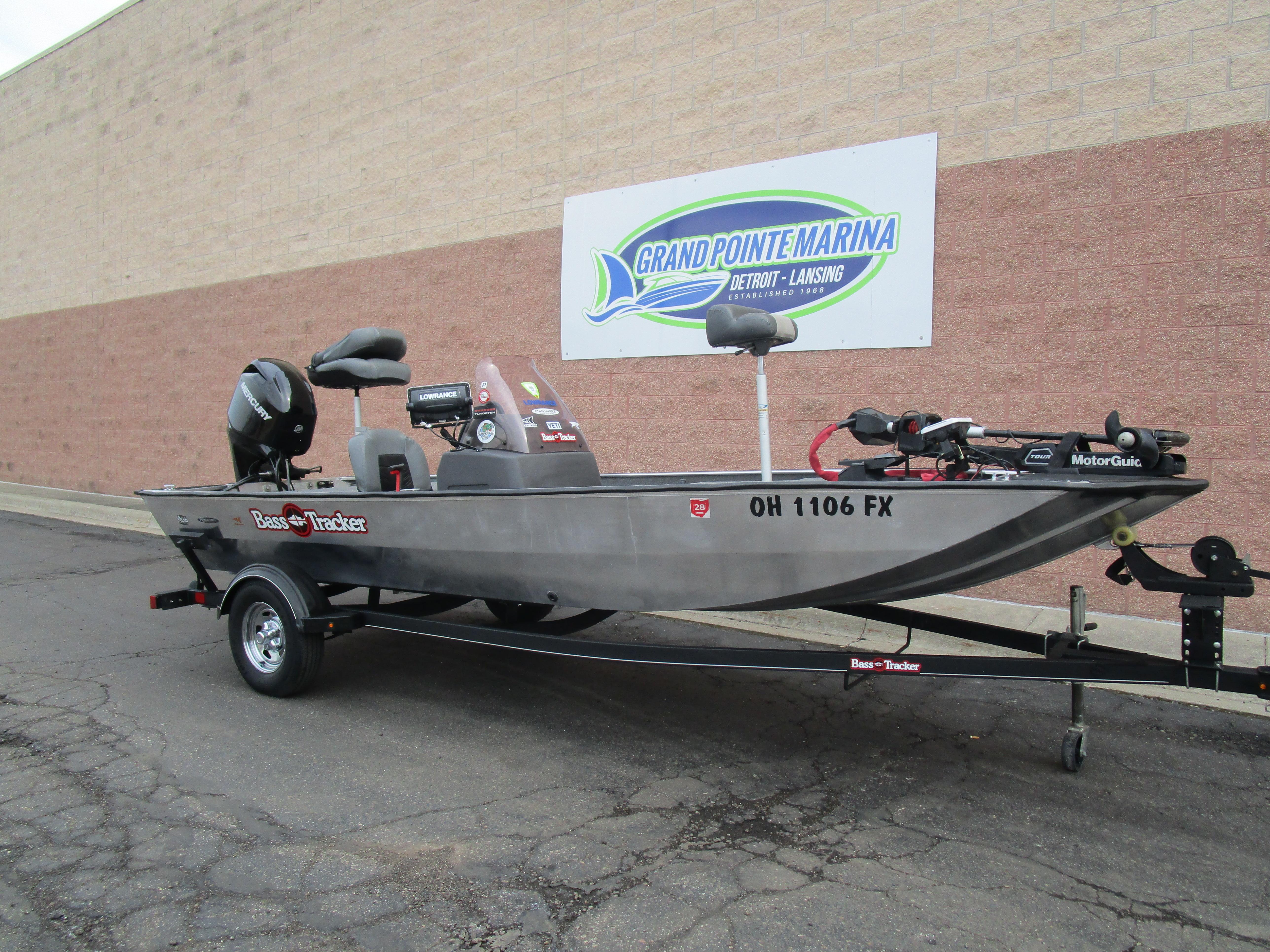 2020 Tracker Bass Tracker Classic Gallery