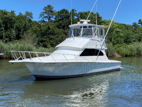 Photo of 2002 Egg Harbor 37'