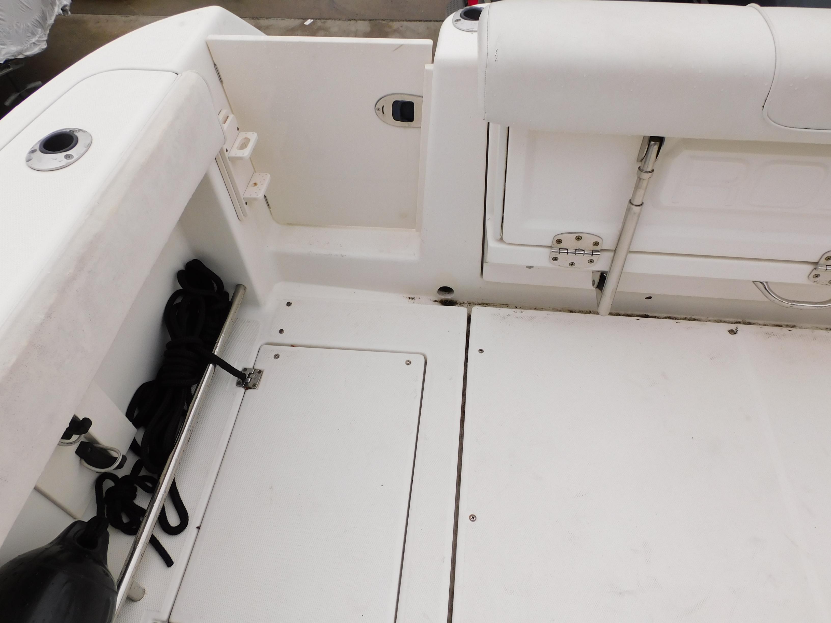 2008 Robalo R305 Walkaround - South Jersey Yacht Sales