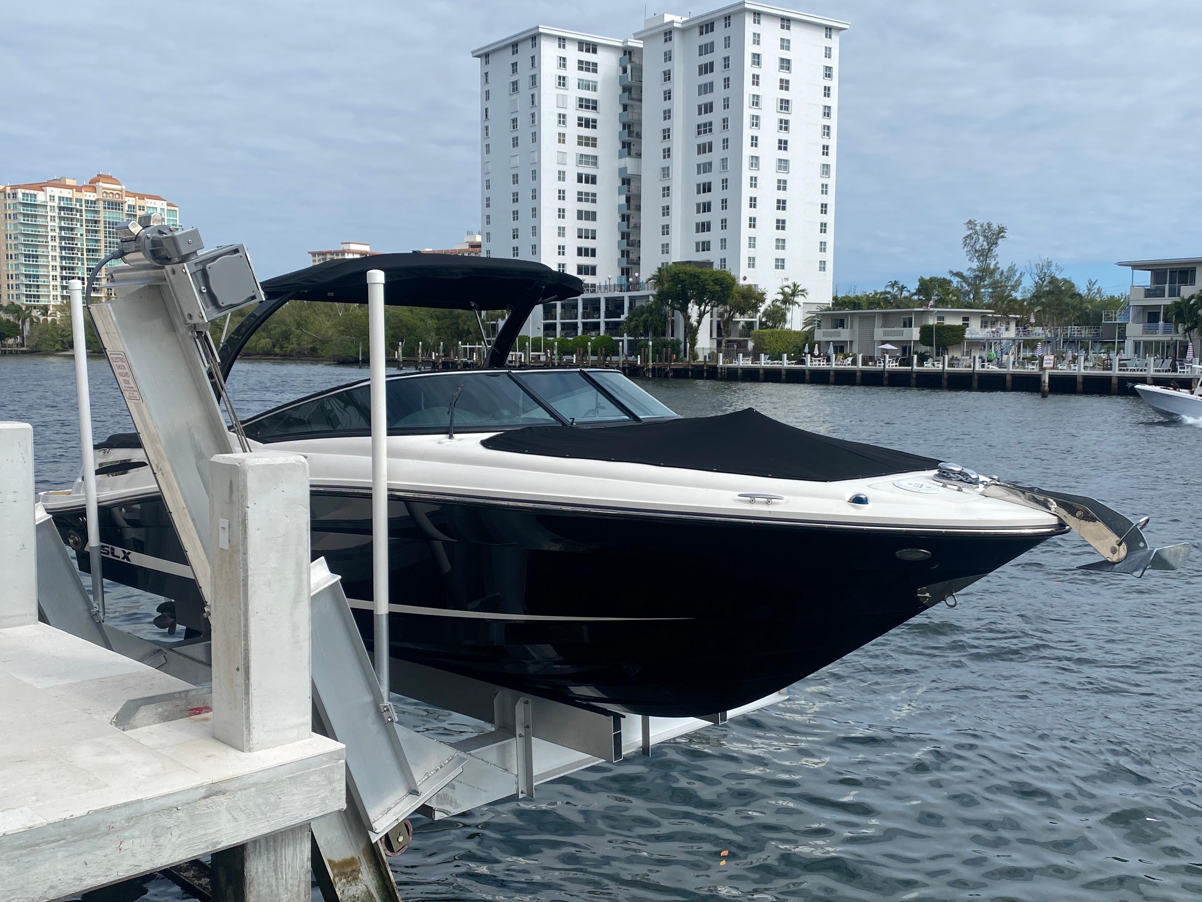 2015 Sea Ray 250 SLX