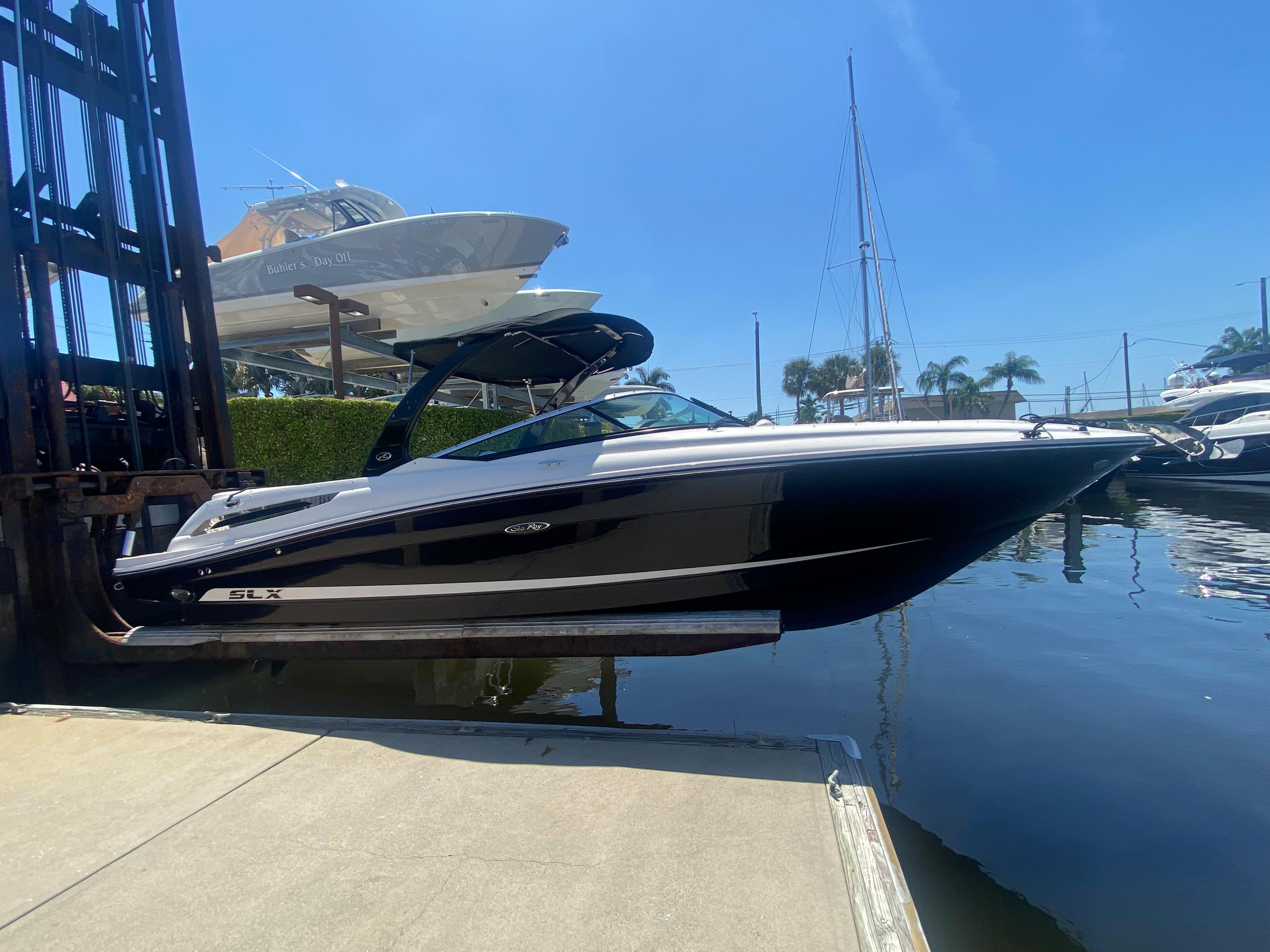 2015 Sea Ray 250 SLX