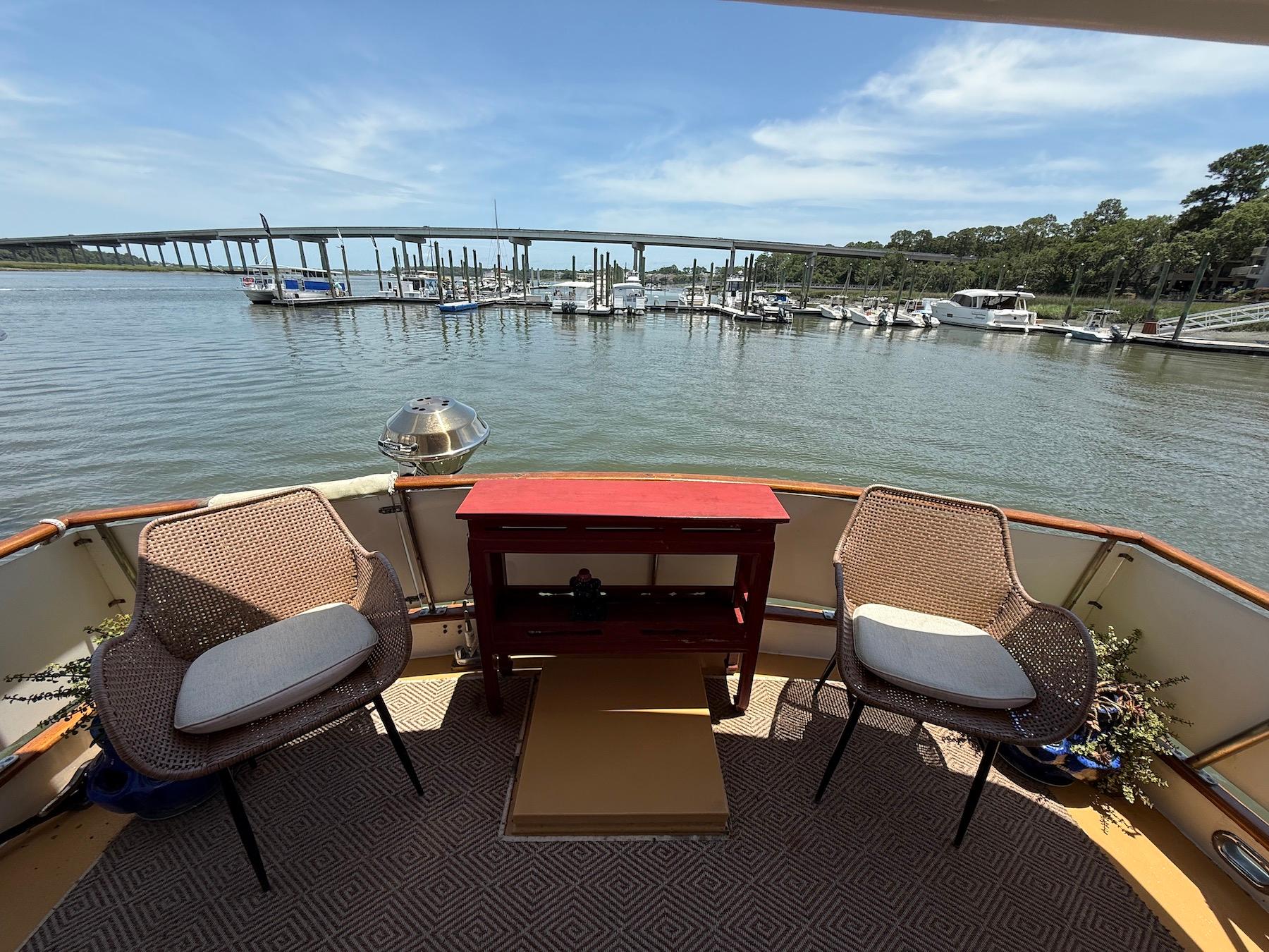 SC 10050 KM Knot 10 Yacht Sales