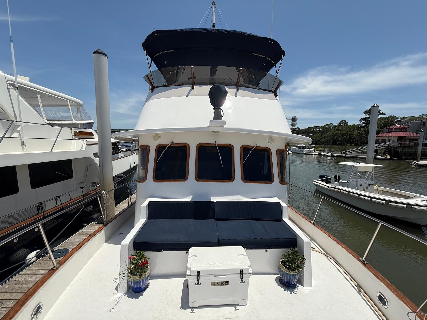 SC 10050 KM Knot 10 Yacht Sales