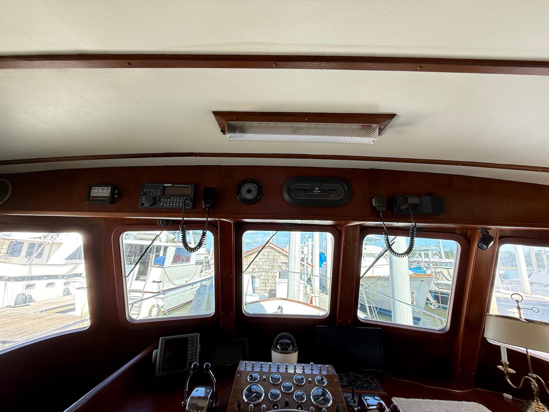 SC 10050 KM Knot 10 Yacht Sales