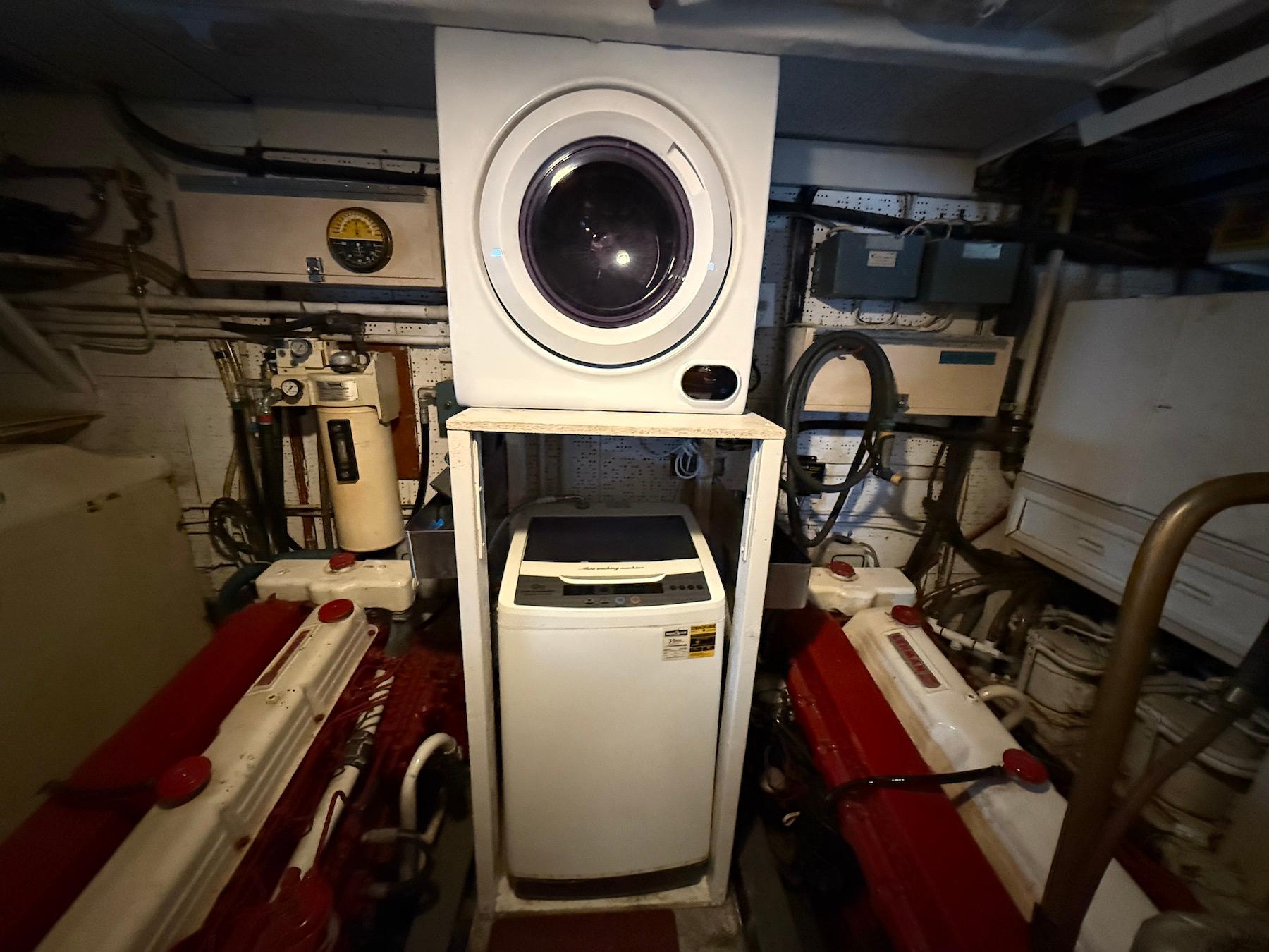 SC 10050 KM Knot 10 Yacht Sales