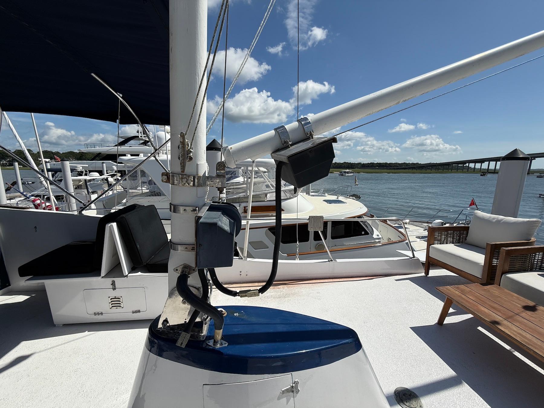 SC 10050 KM Knot 10 Yacht Sales