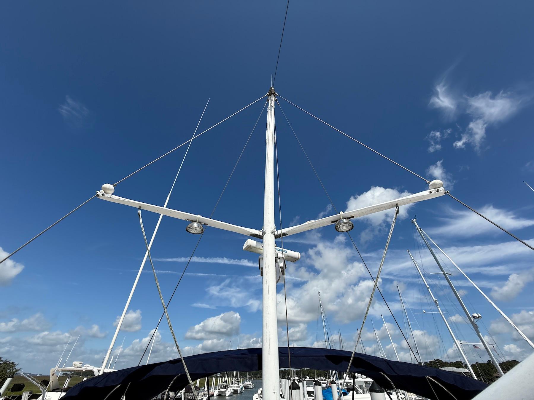 SC 10050 KM Knot 10 Yacht Sales