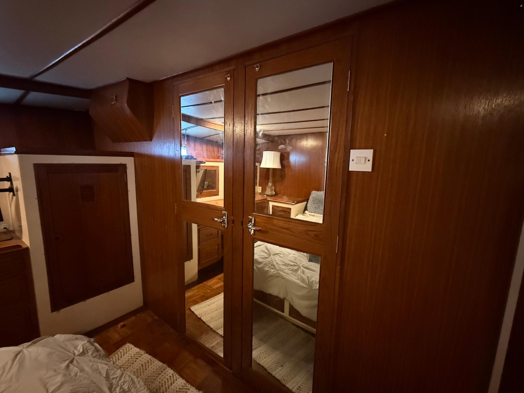 SC 10050 KM Knot 10 Yacht Sales