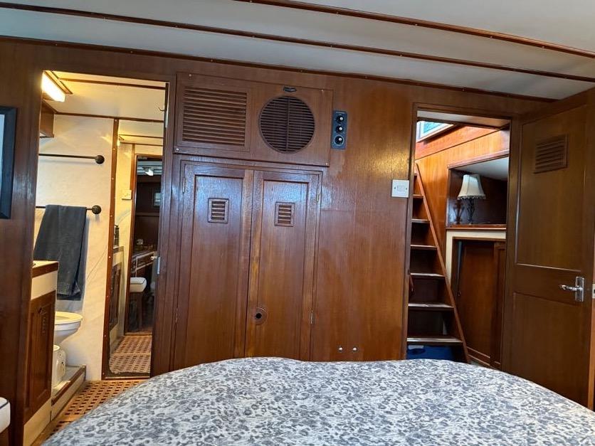 SC 10050 KM Knot 10 Yacht Sales