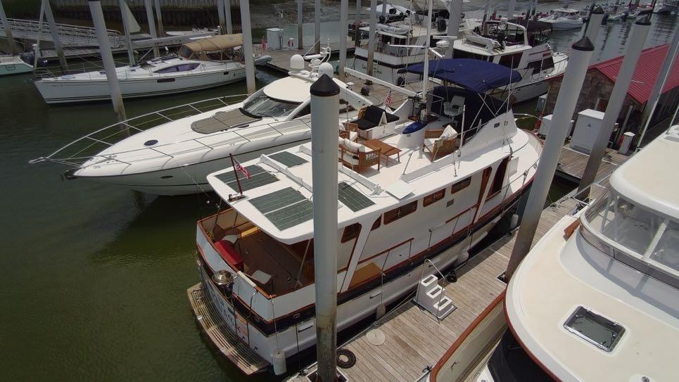 SC 10050 KM Knot 10 Yacht Sales