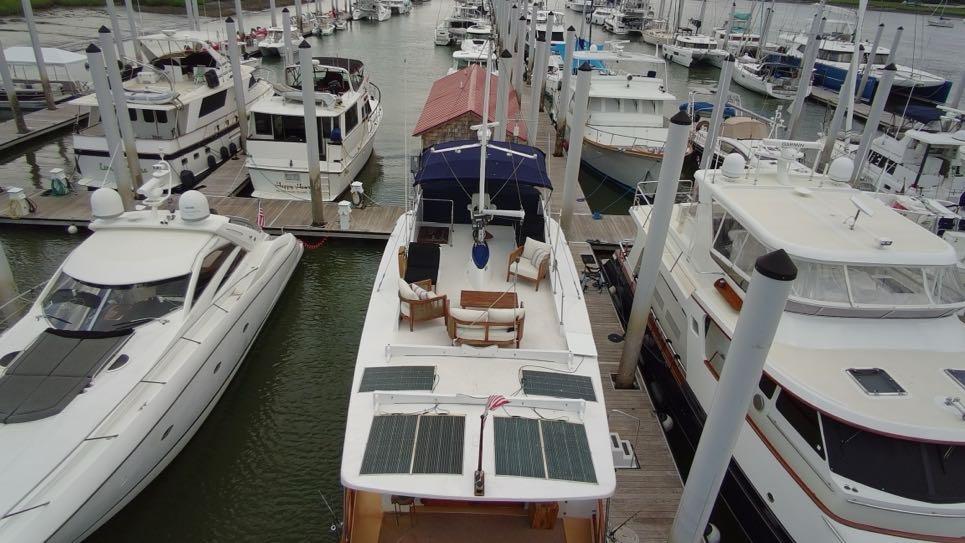 SC 10050 KM Knot 10 Yacht Sales