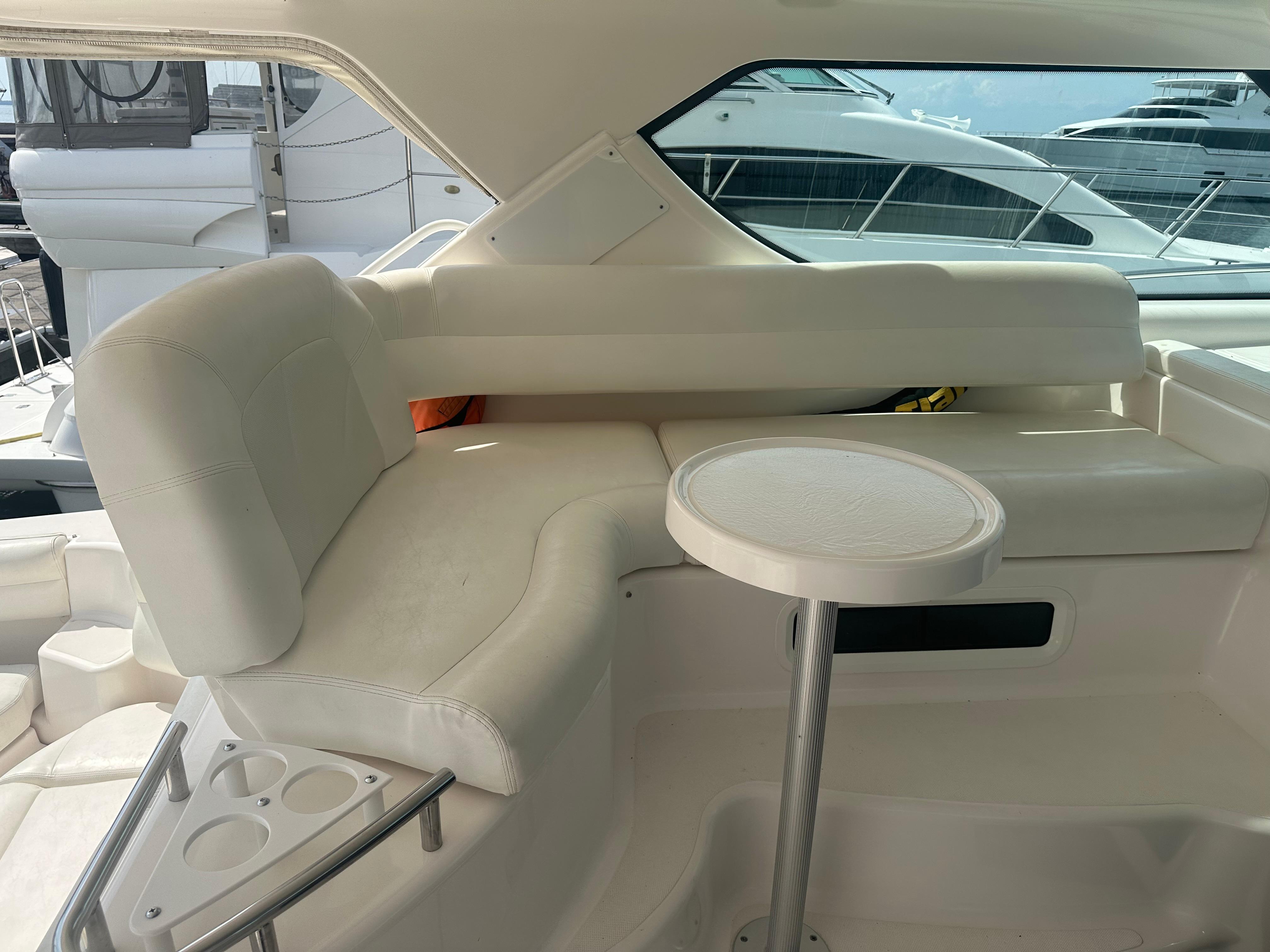 Tiara Yachts-4300 Sovran 2007-Selladoor (previously Czech Mate) WI-US-7809293 | Thumbnail