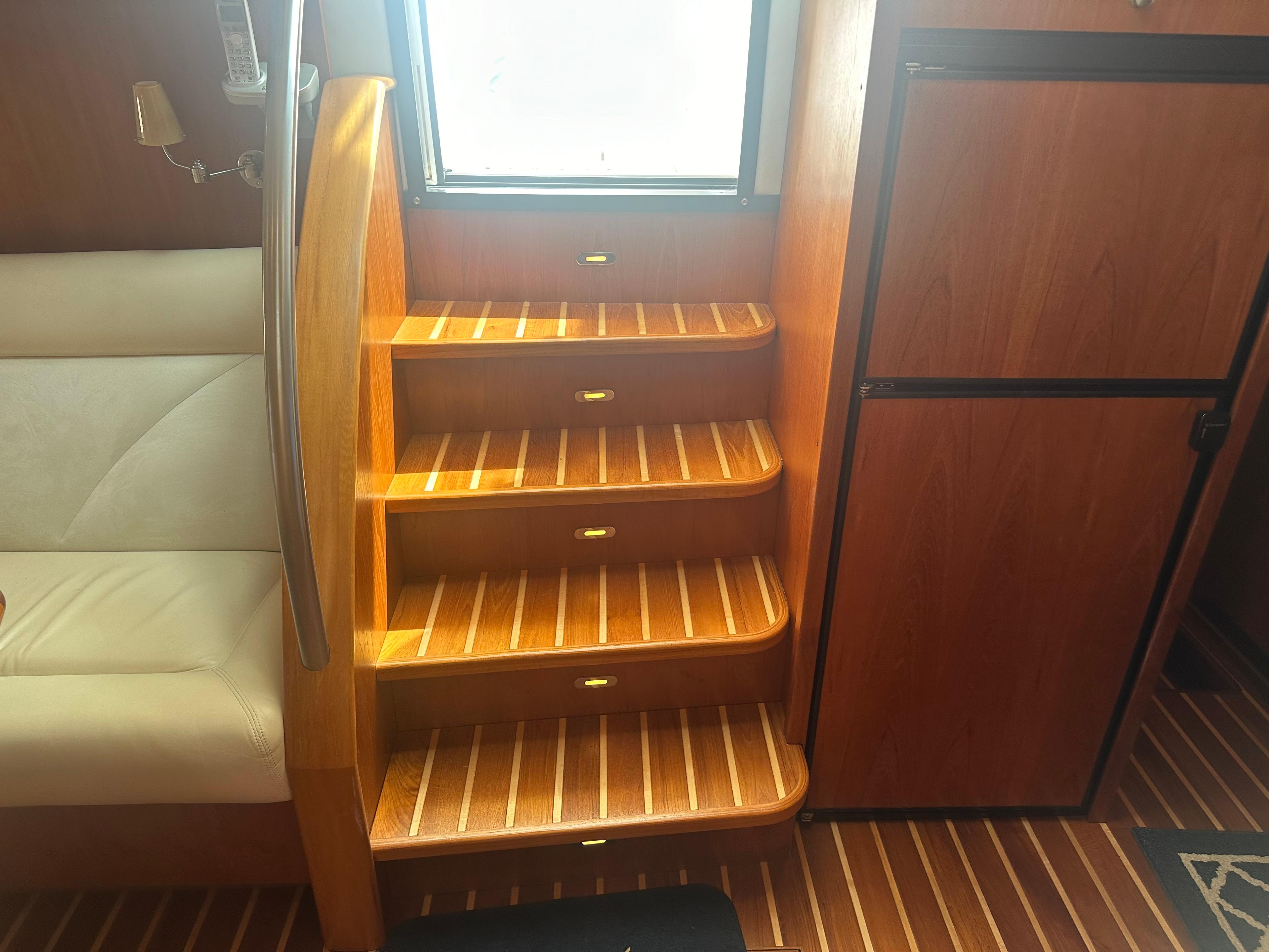Tiara Yachts-4300 Sovran 2007-Selladoor (previously Czech Mate) WI-US-7809293 | Thumbnail