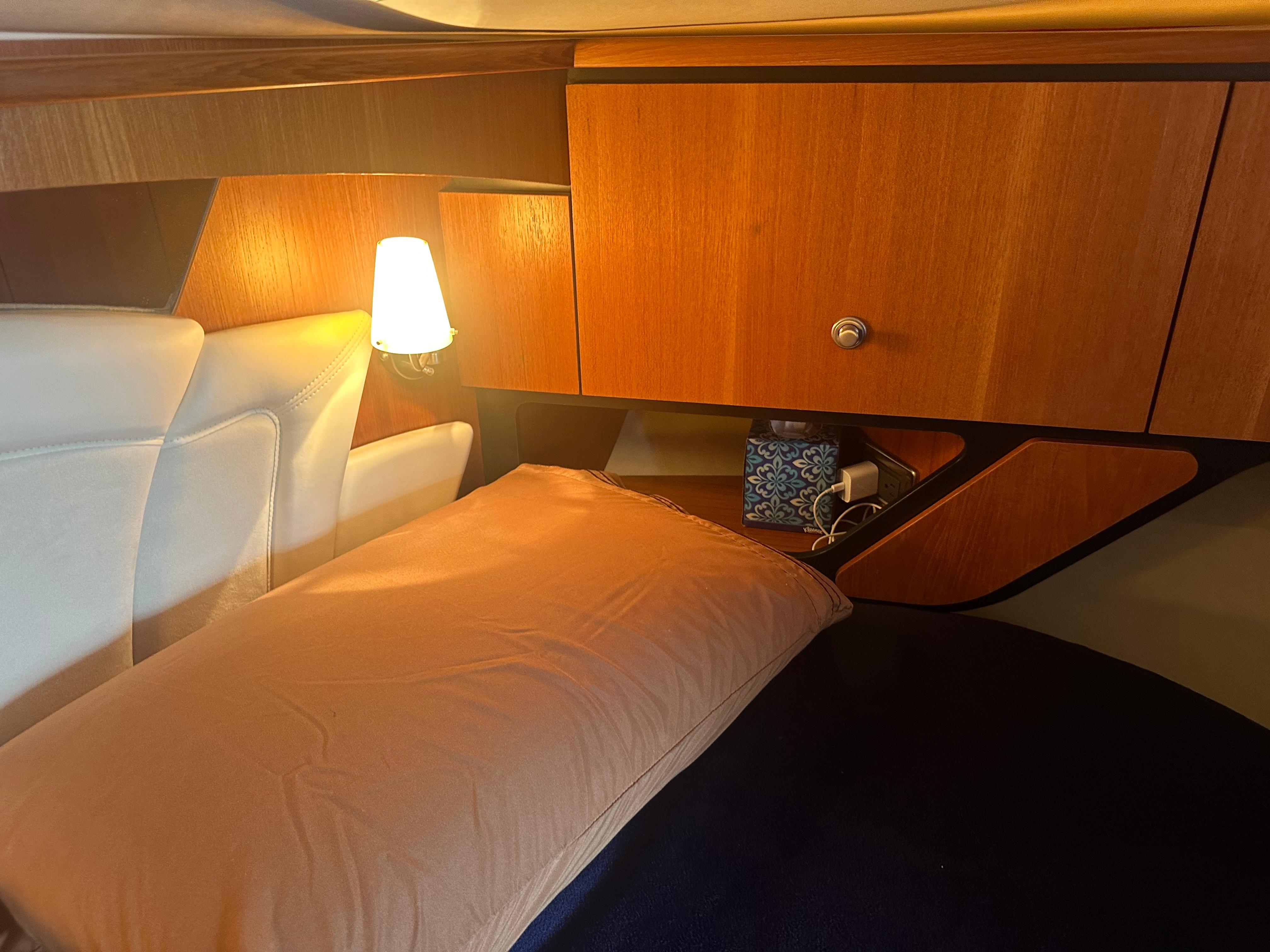 Tiara Yachts-4300 Sovran 2007-Selladoor (previously Czech Mate) WI-US-7809293 | Thumbnail