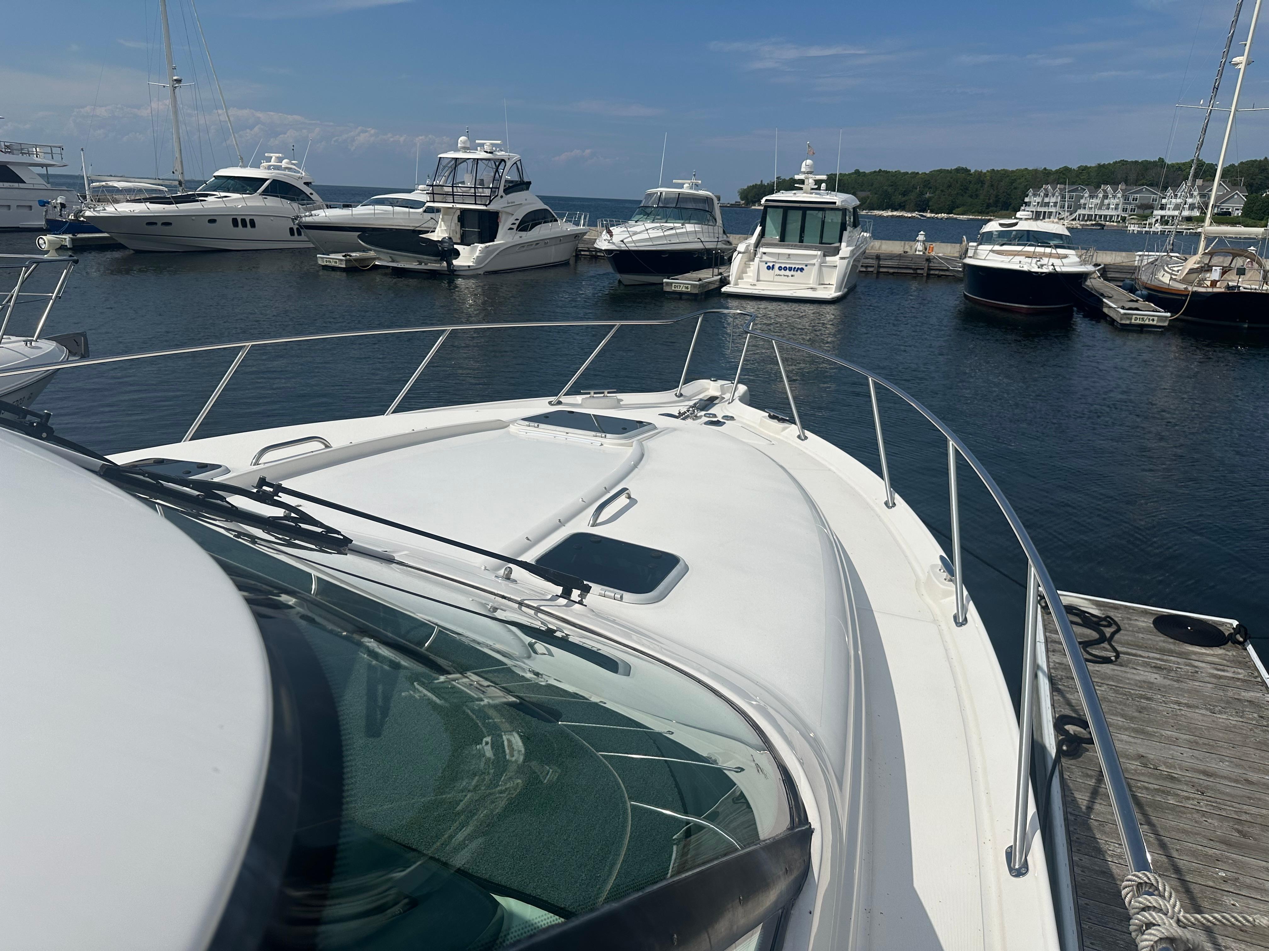 Tiara Yachts-4300 Sovran 2007-Selladoor (previously Czech Mate) WI-US-7809293 | Thumbnail