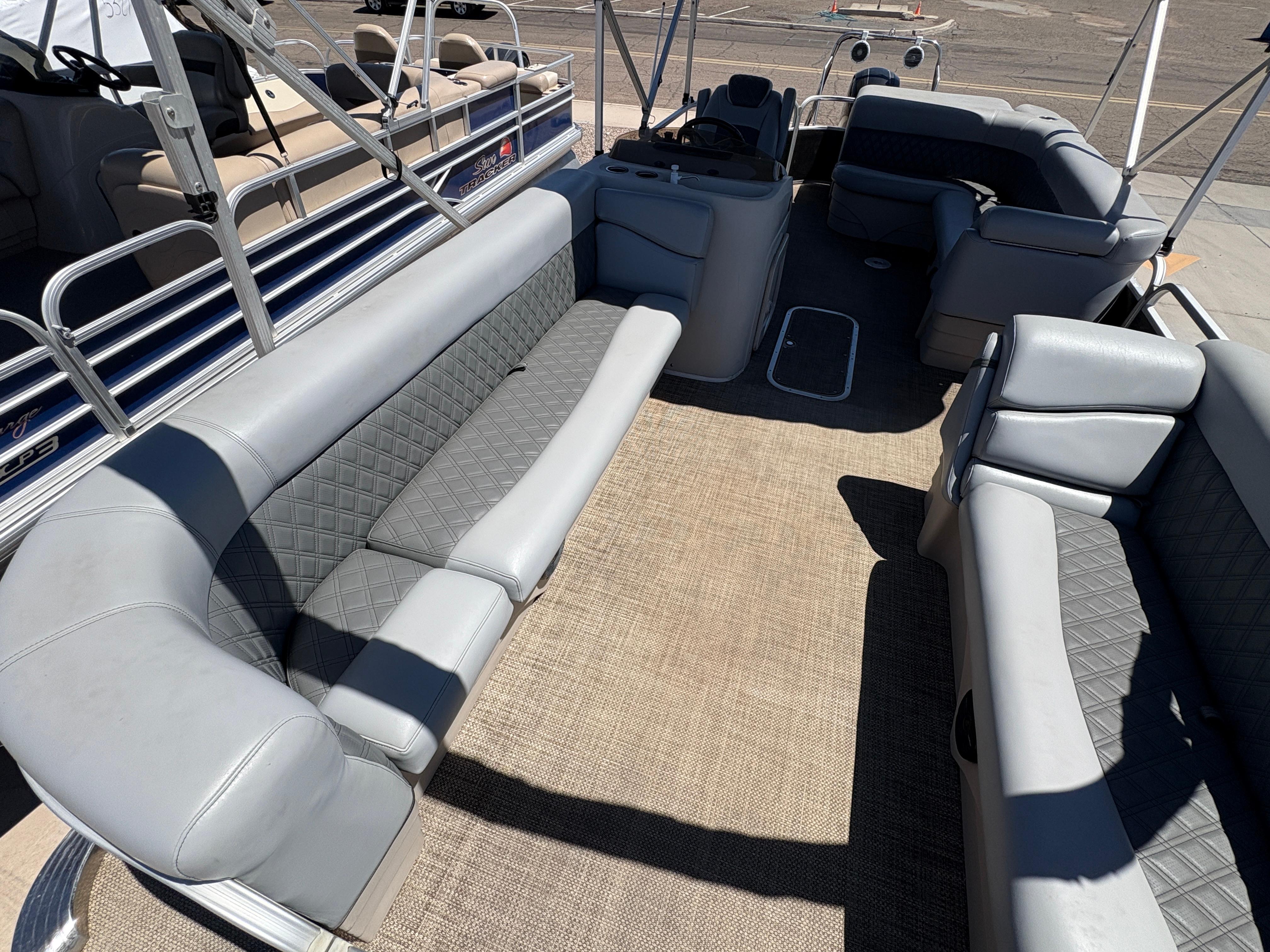 2014 Bennington 24 SLX #TBJC0511 inventory image at Sun Country Marine Group, Lake Havasu City, AZ 2014 Bennington 24 SLX #TBJC0511 inventory image at Sun Country Marine Group, Lake Havasu City, AZ