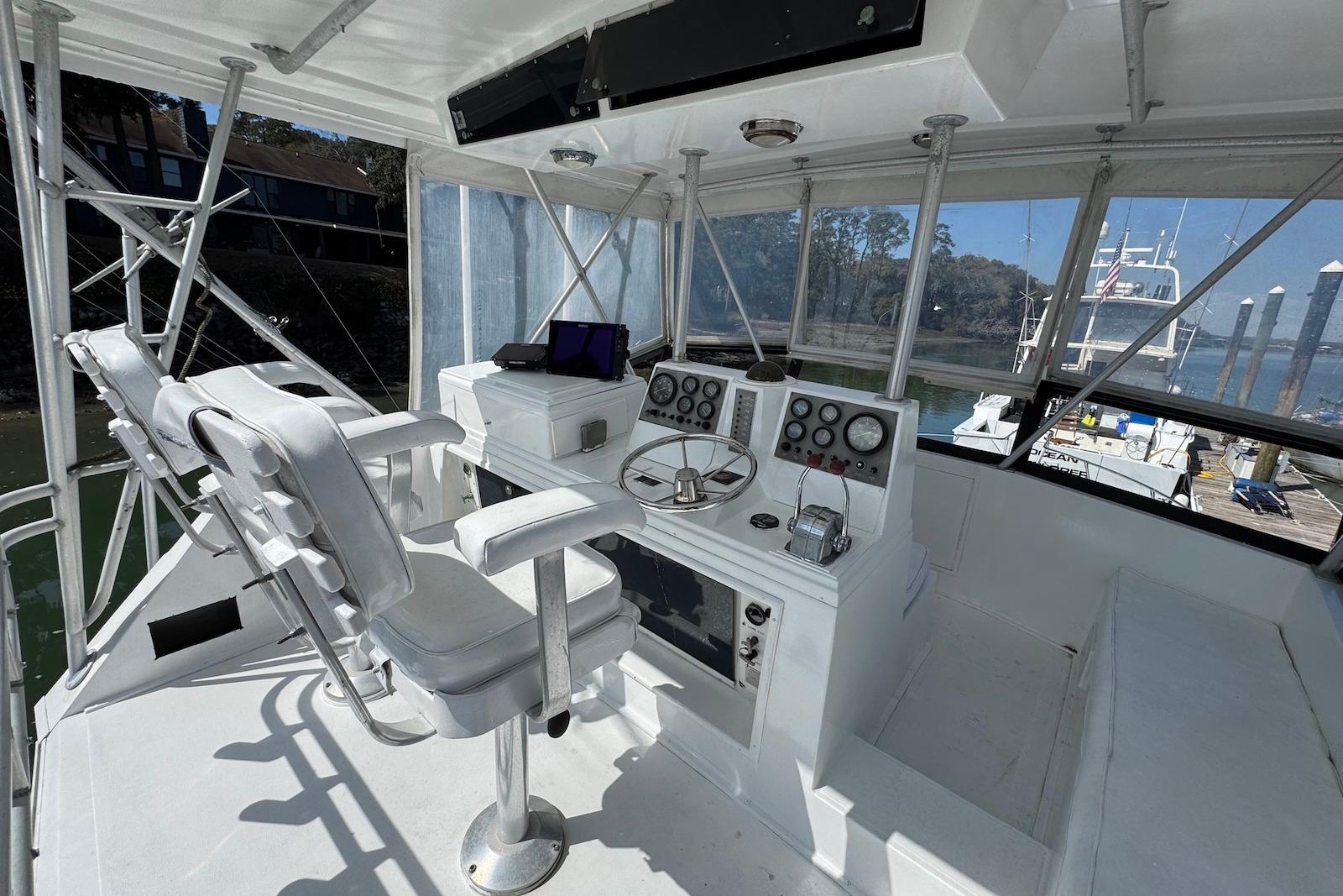 SC 10649 MH Knot 10 Yacht Sales SC 10649 MH Knot 10 Yacht Sales