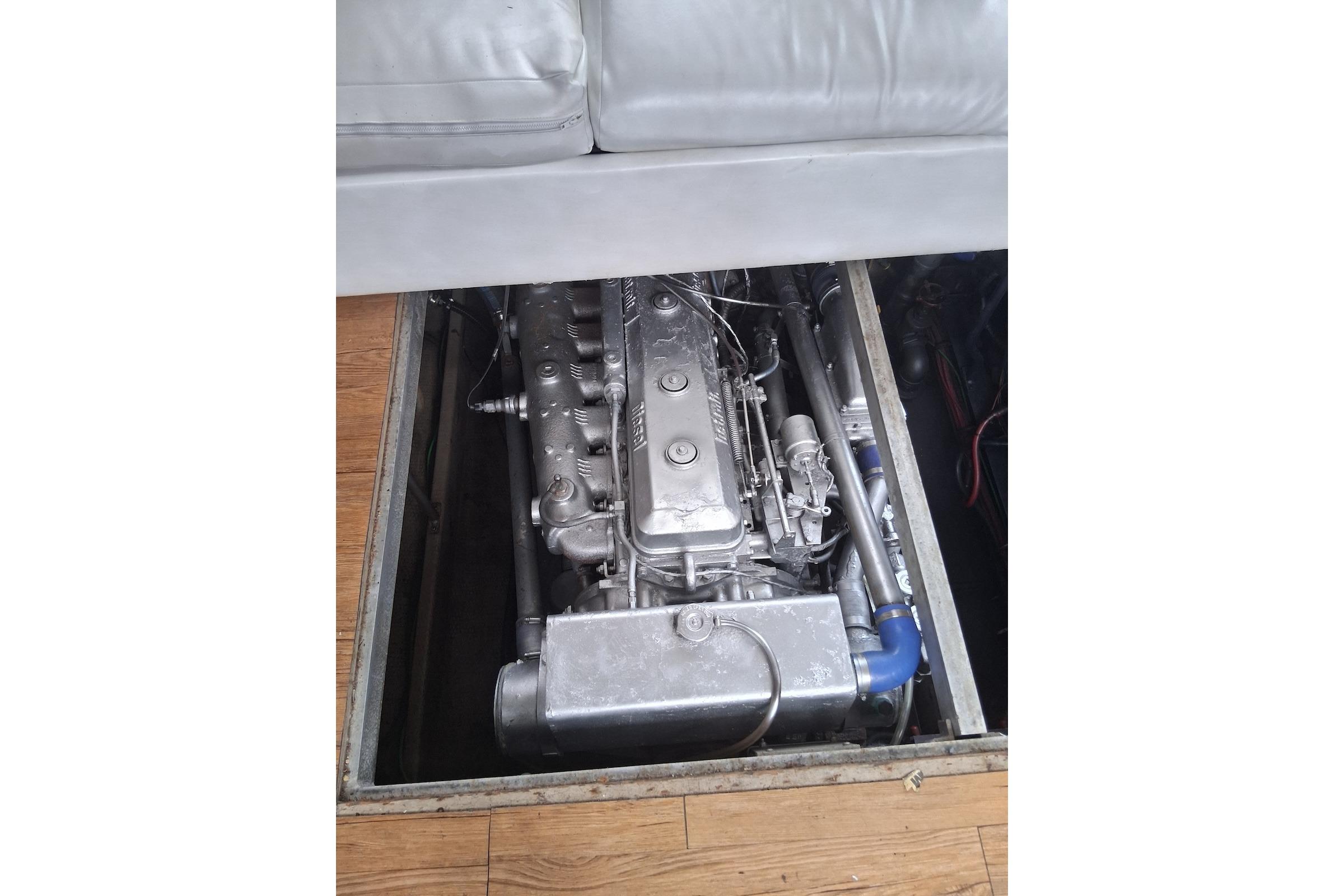 SC 10649 MH Knot 10 Yacht Sales SC 10649 MH Knot 10 Yacht Sales