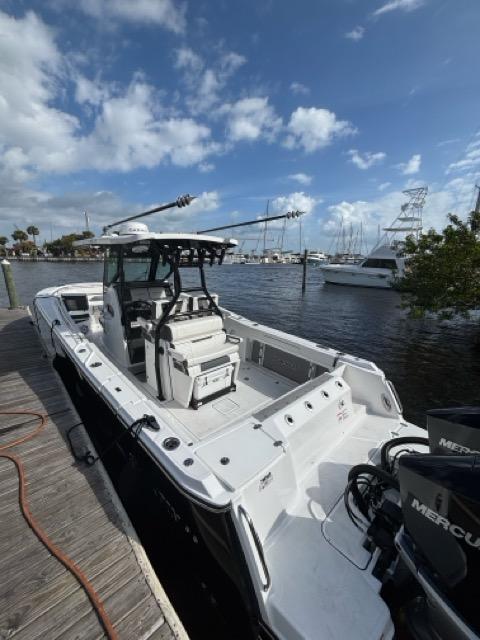 2022-blackfin-302-cc-power-9709301-20250310062025352-1_XLARGE
