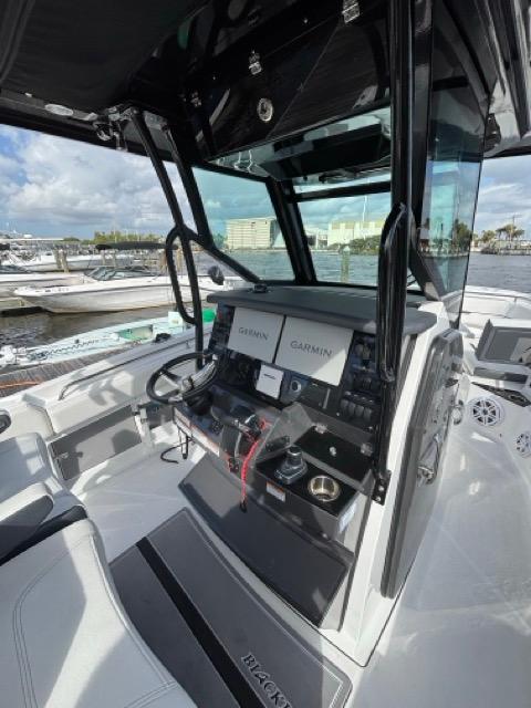 2022-blackfin-302-cc-power-9709301-20250310062026353-1_XLARGE