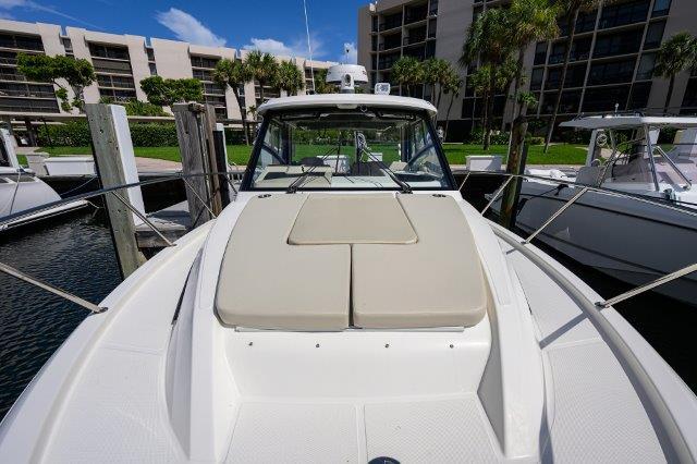 Boston Whaler-325 Conquest 2020-325 Boston Whaler w/ SeaKeeper Stabilizer & Ride CA-US-9839312 | Thumbnail