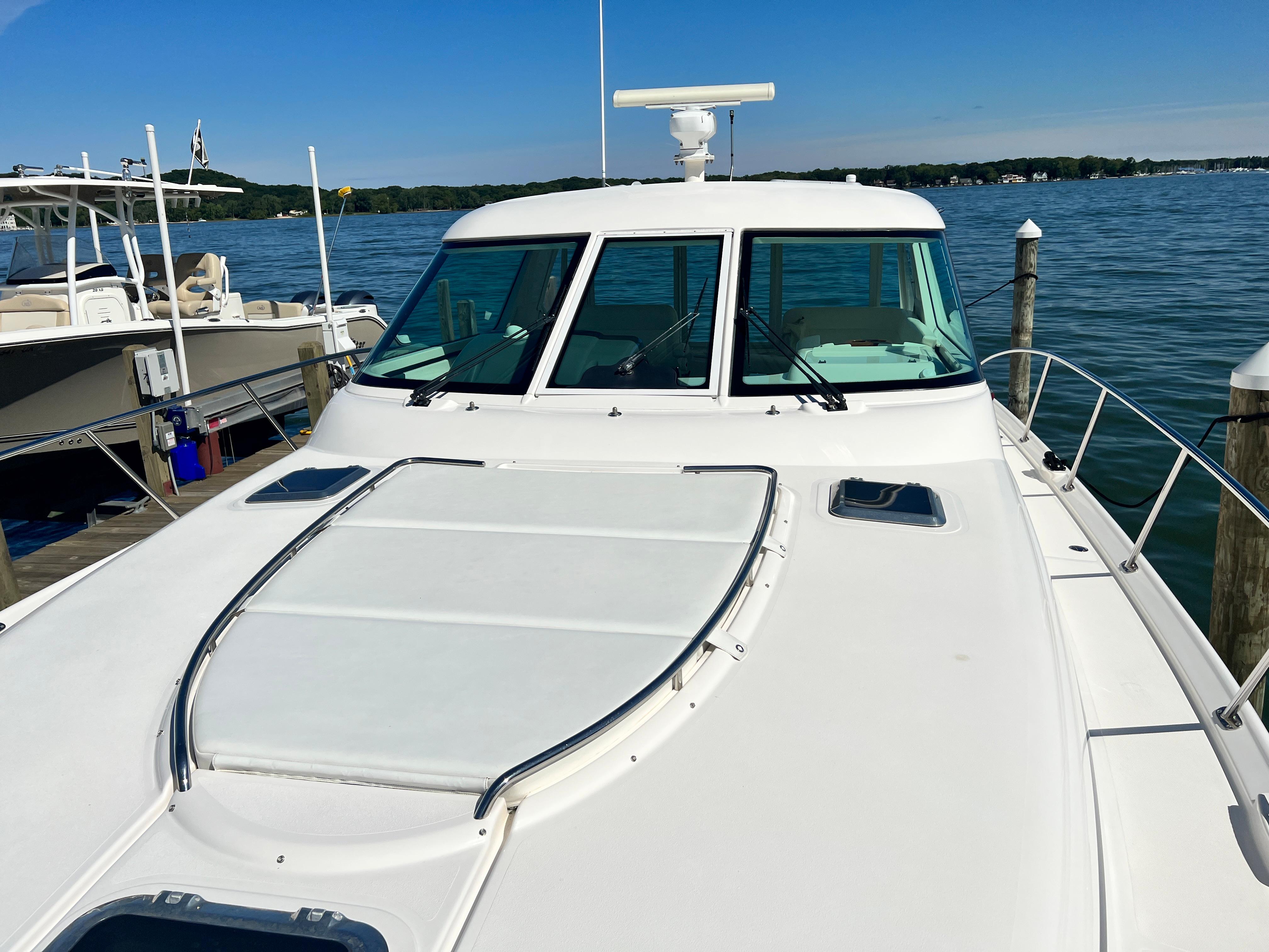 Yacht for Sale 44 Tiara Yachts Holland, MI Denison Yacht Sales