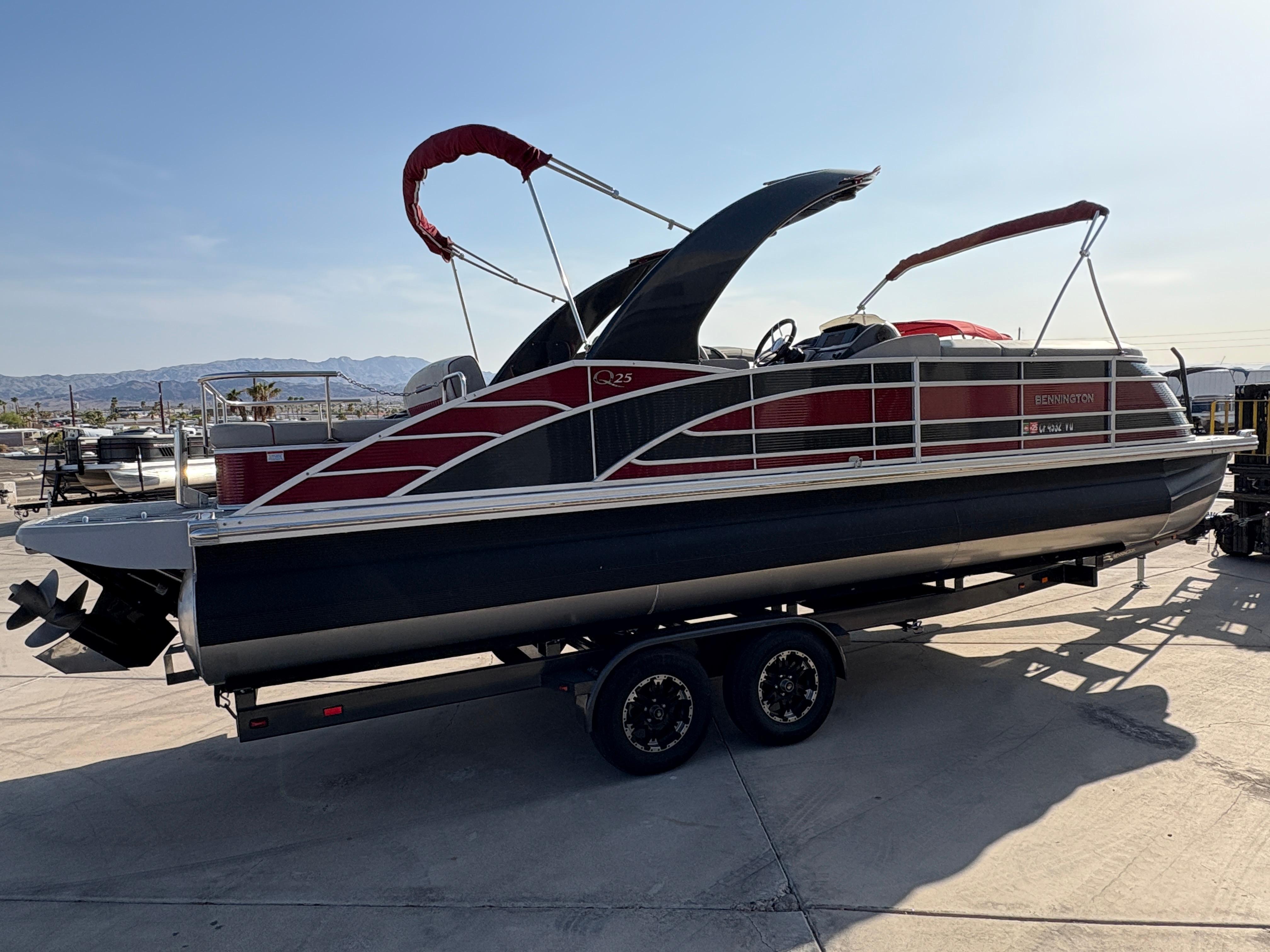 2021 Bennington 25 QSBA IO #TGM8643 inventory image at Sun Country Marine Group, Lake Havasu City, AZ 2021 Bennington 25 QSBA IO #TGM8643 inventory image at Sun Country Marine Group, Lake Havasu City, AZ