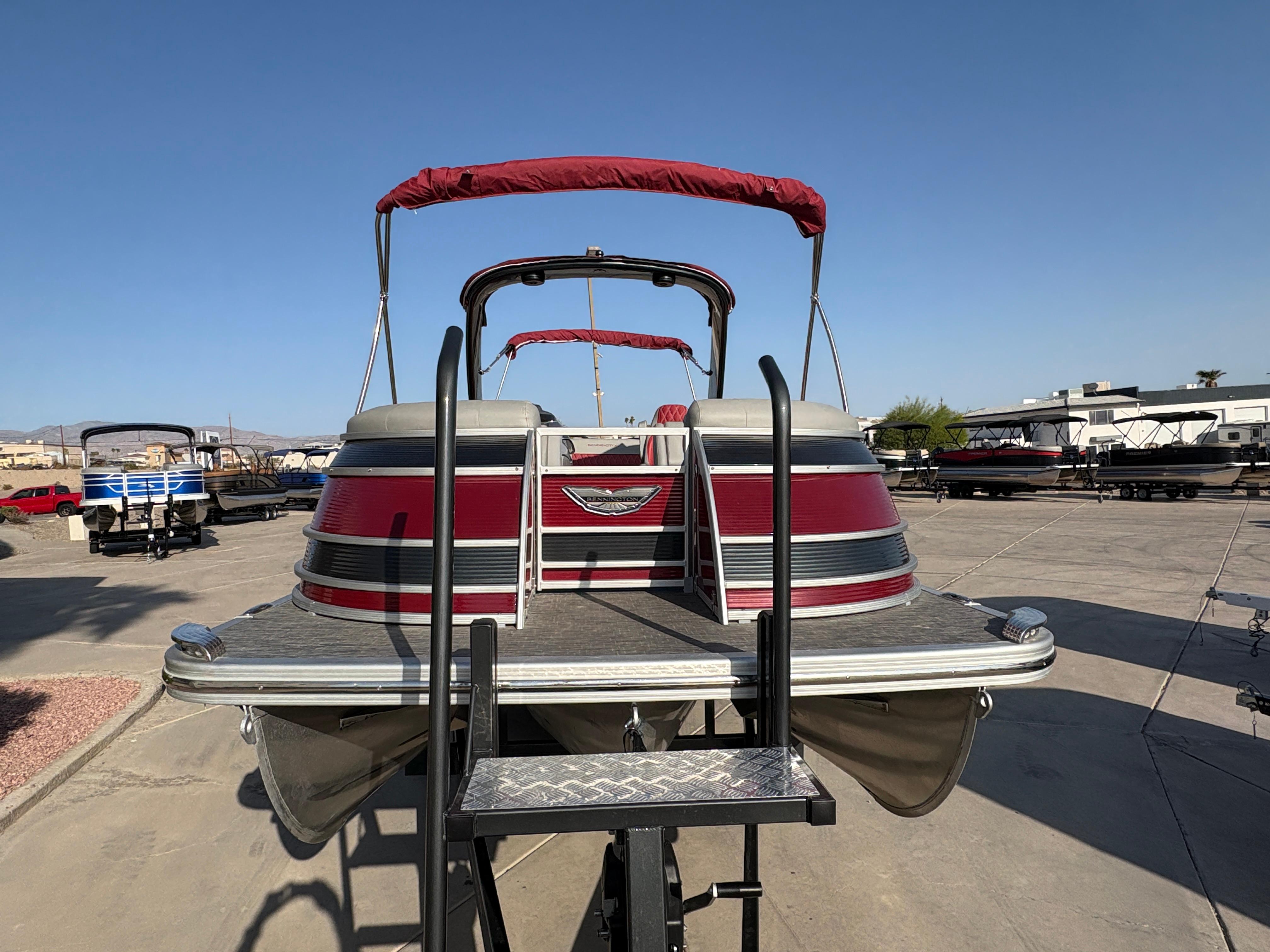 2021 Bennington 25 QSBA IO #TGM8643 inventory image at Sun Country Marine Group, Lake Havasu City, AZ 2021 Bennington 25 QSBA IO #TGM8643 inventory image at Sun Country Marine Group, Lake Havasu City, AZ