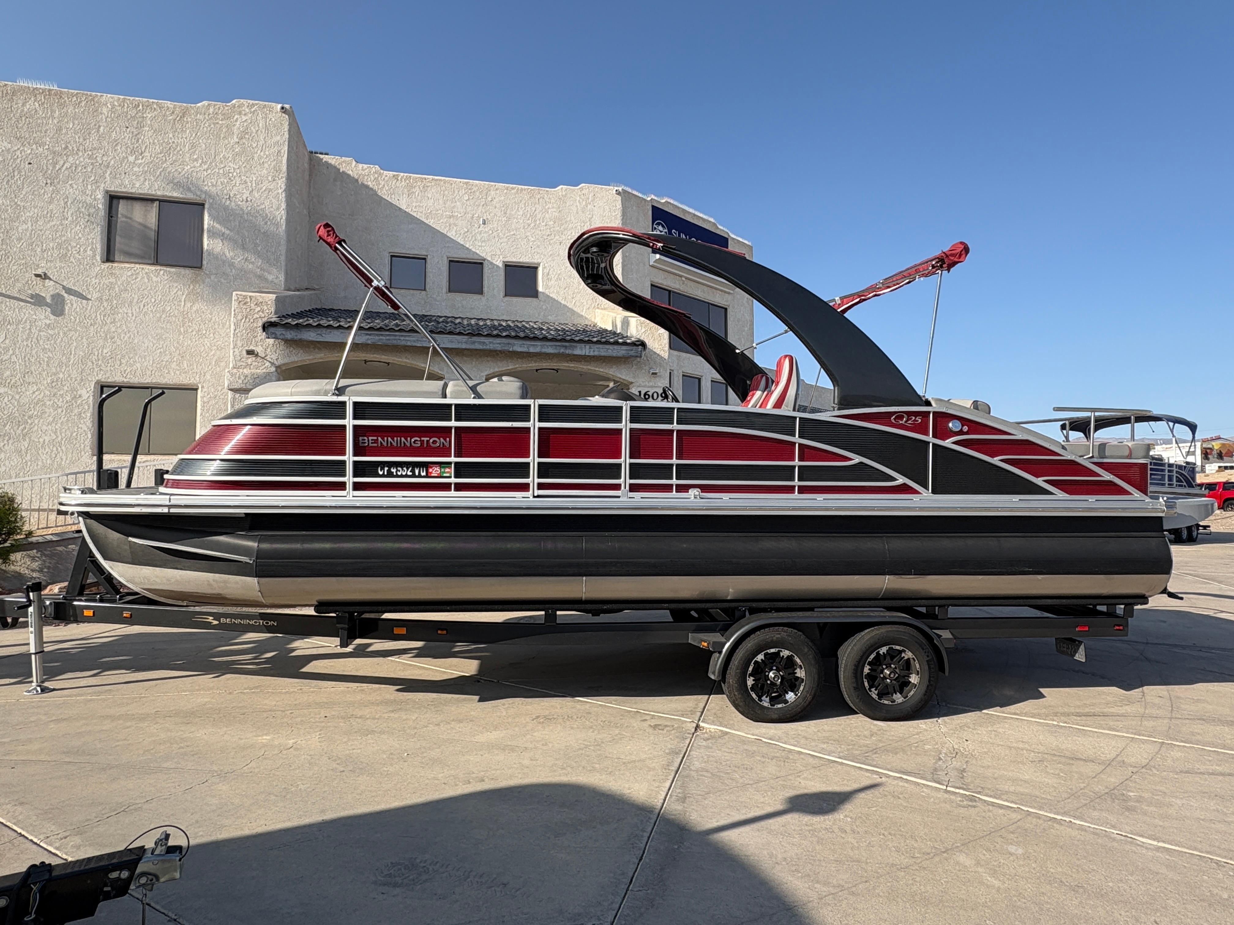 2021 Bennington 25 QSBA IO #TGM8643 inventory image at Sun Country Marine Group, Lake Havasu City, AZ 2021 Bennington 25 QSBA IO #TGM8643 inventory image at Sun Country Marine Group, Lake Havasu City, AZ