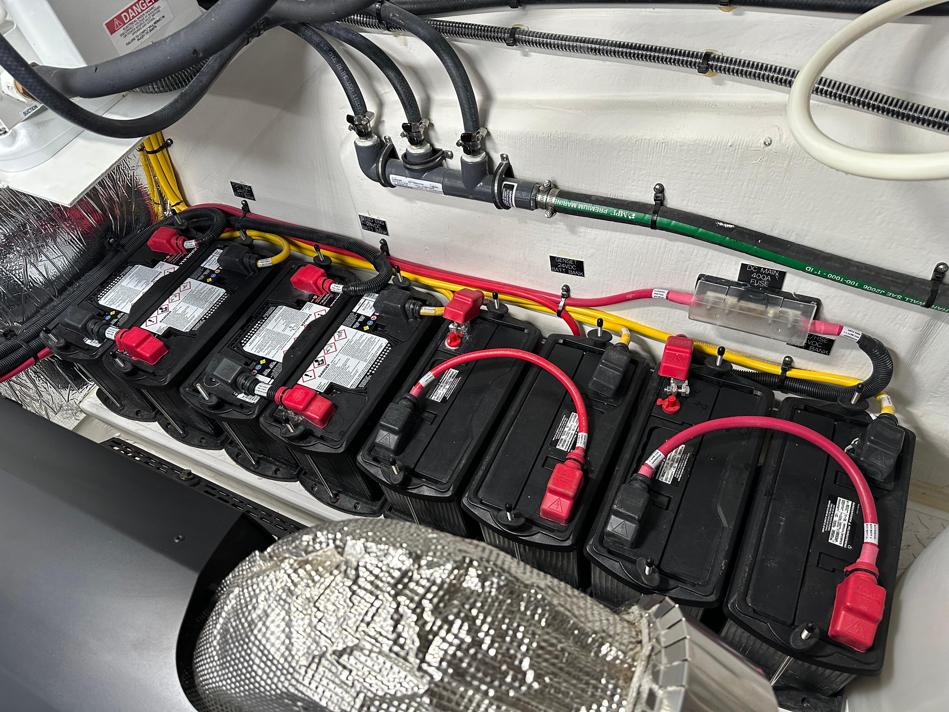 2022-cruisers-yachts-50-cantius-power-9689315-20250220103318287-1_XLARGE
