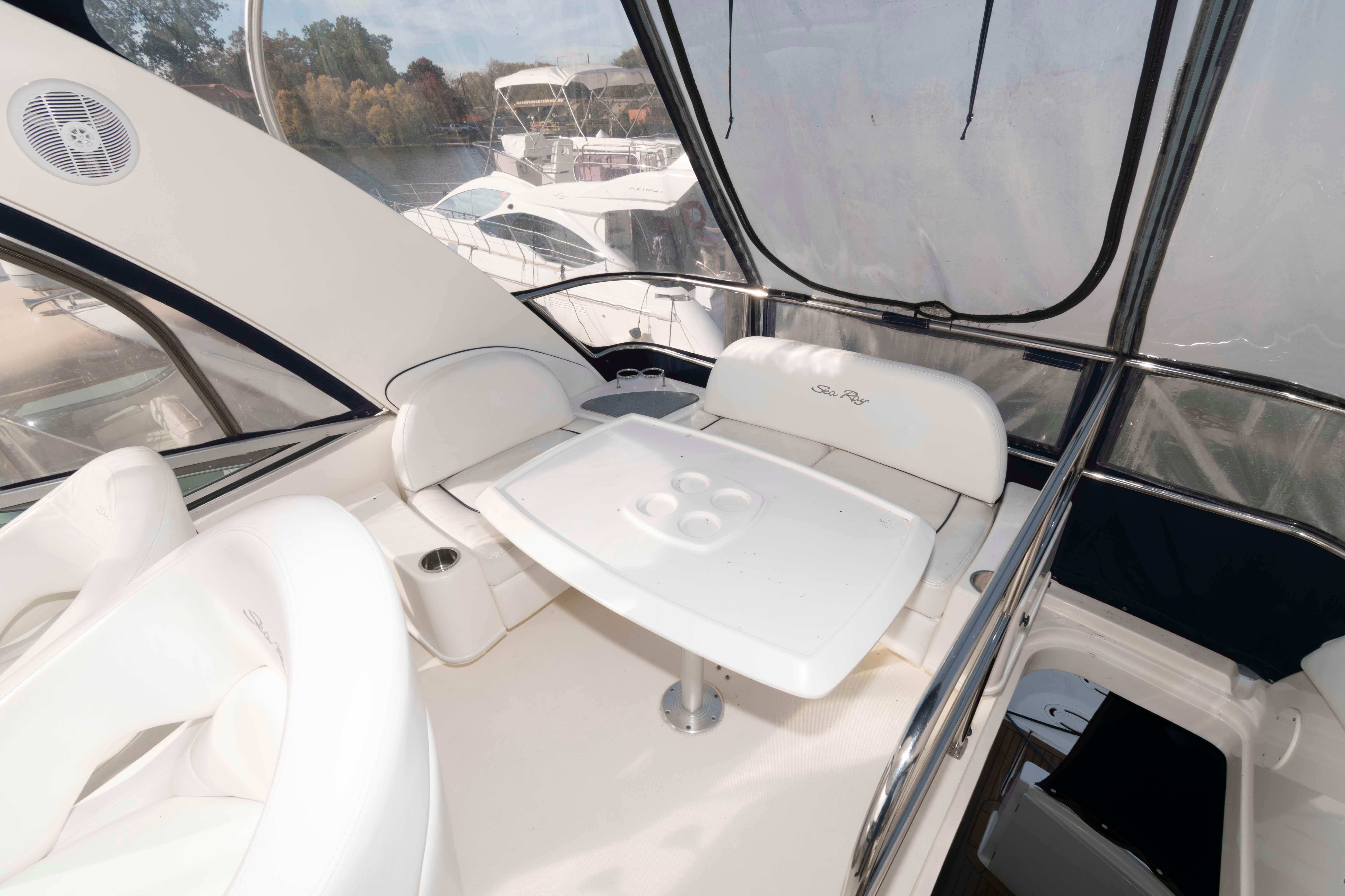 DC 10452 WH Knot 10 Yacht Sales DC 10452 WH Knot 10 Yacht Sales