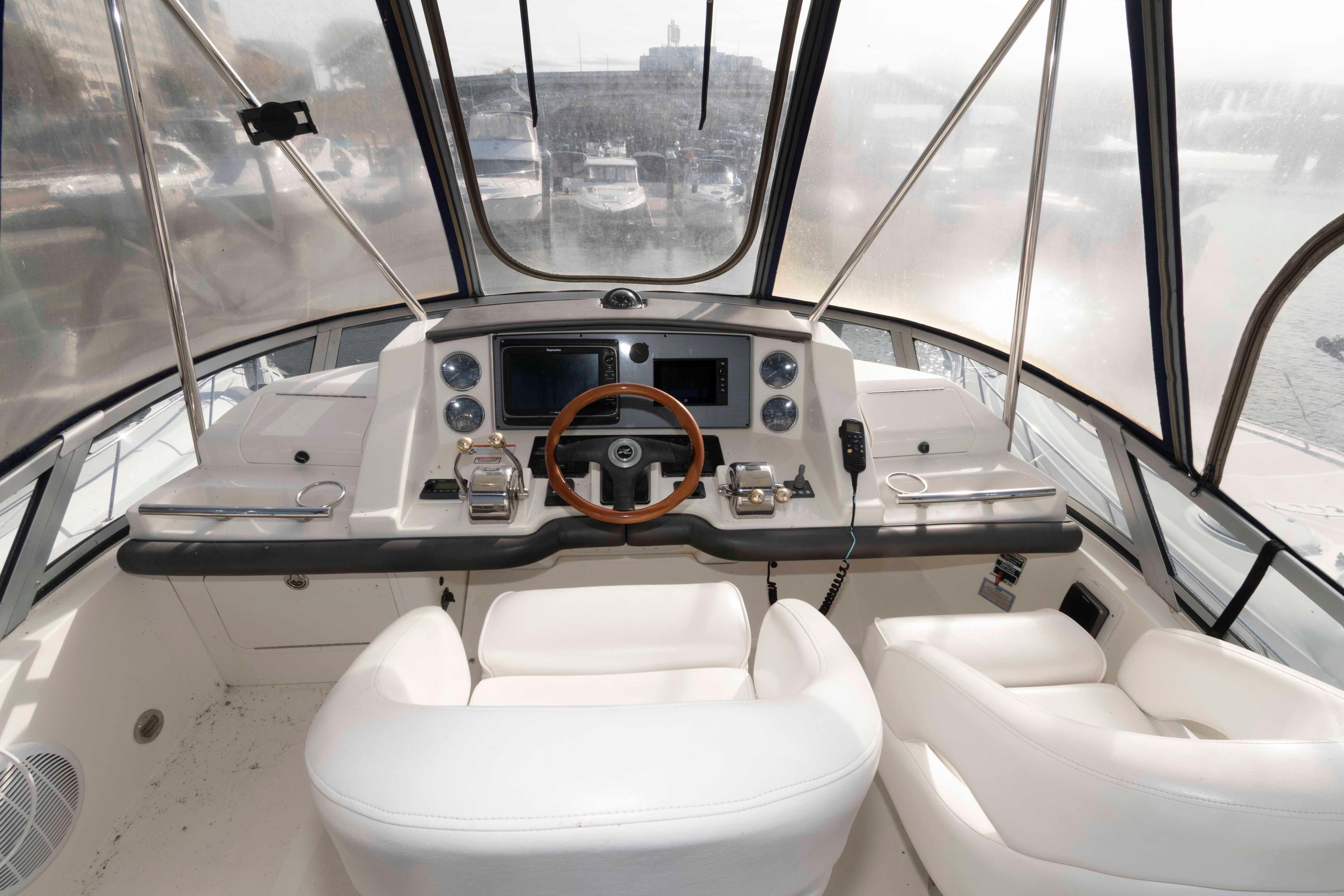 DC 10452 WH Knot 10 Yacht Sales DC 10452 WH Knot 10 Yacht Sales