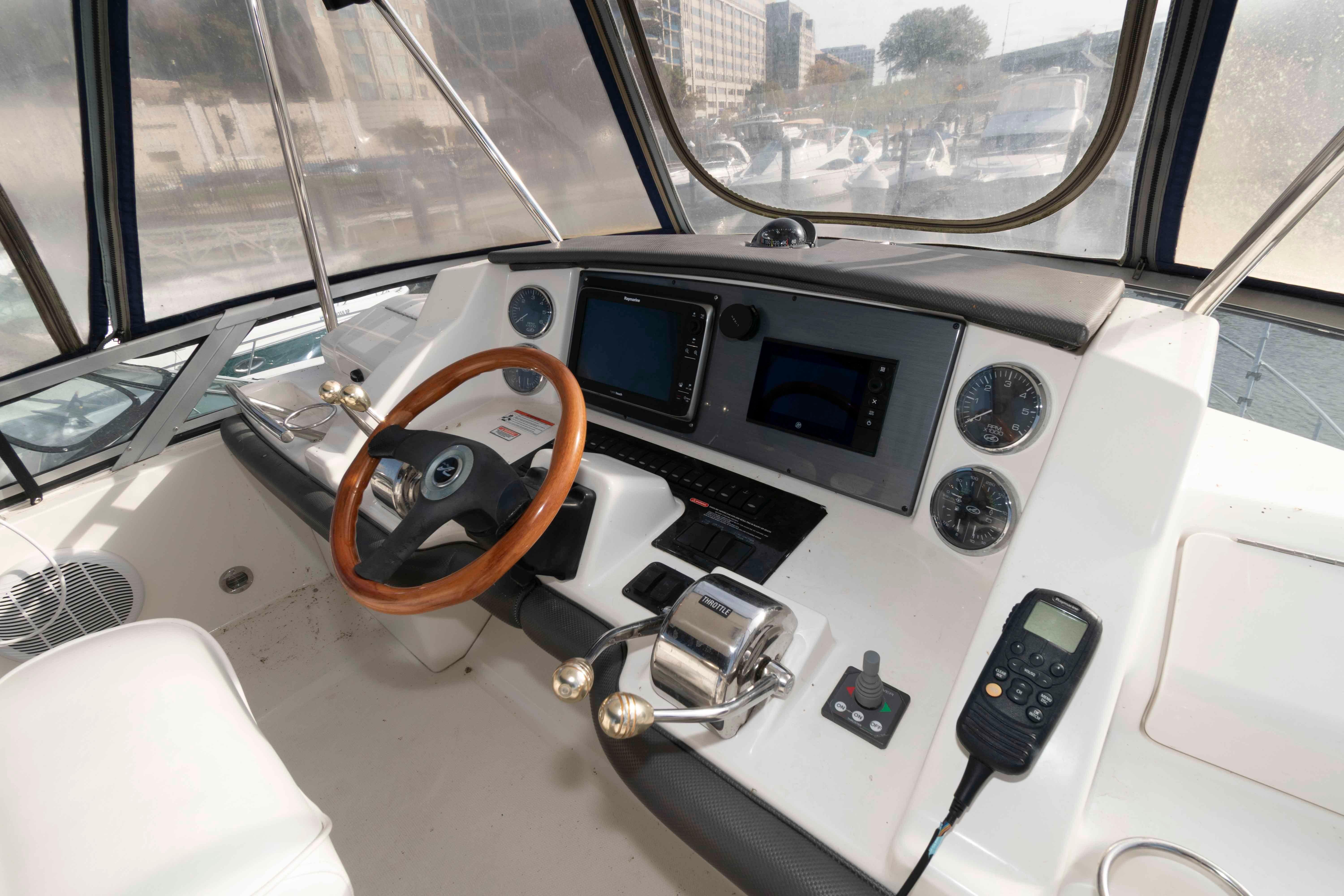 DC 10452 WH Knot 10 Yacht Sales DC 10452 WH Knot 10 Yacht Sales