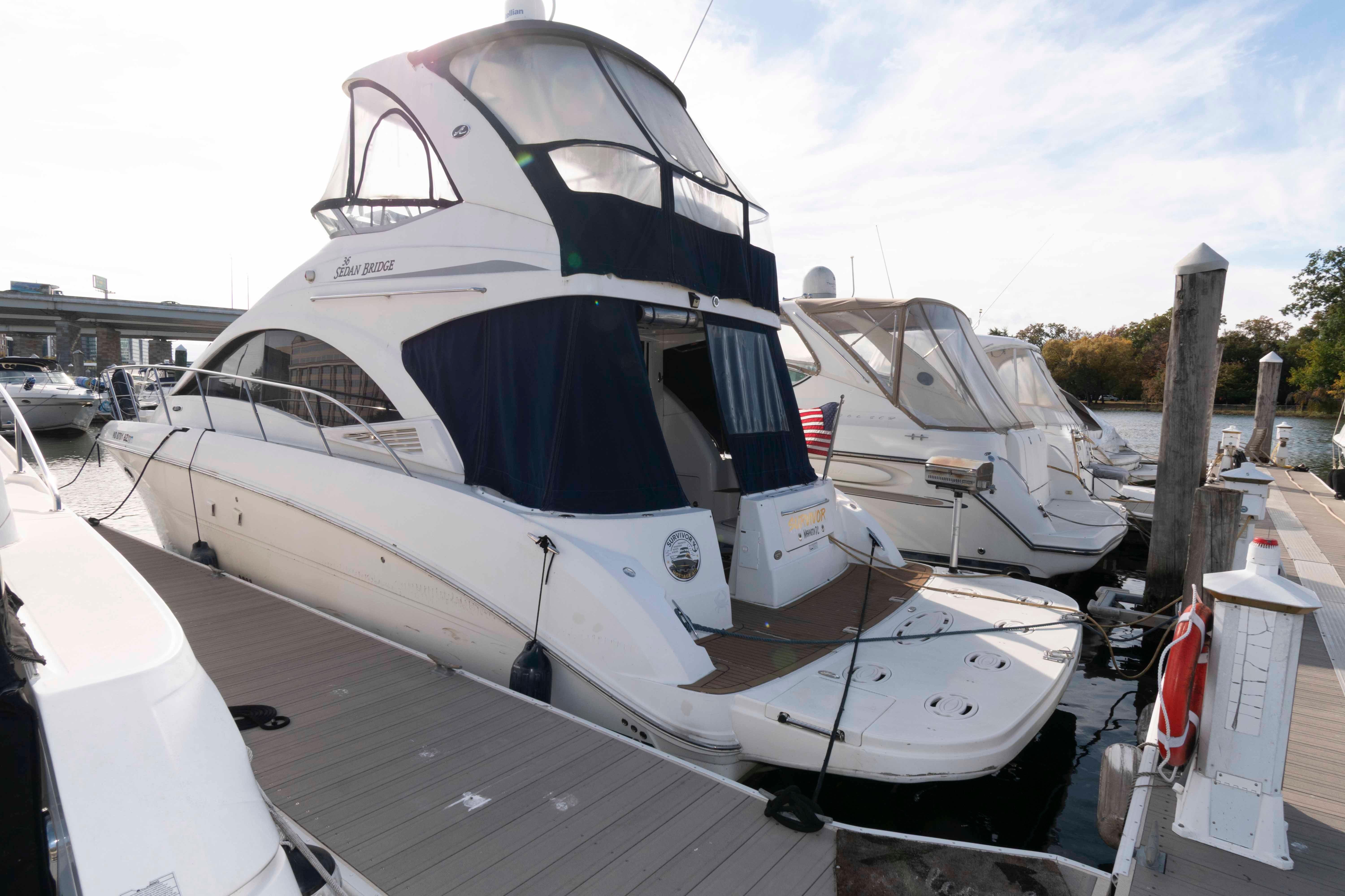 DC 10452 WH Knot 10 Yacht Sales DC 10452 WH Knot 10 Yacht Sales