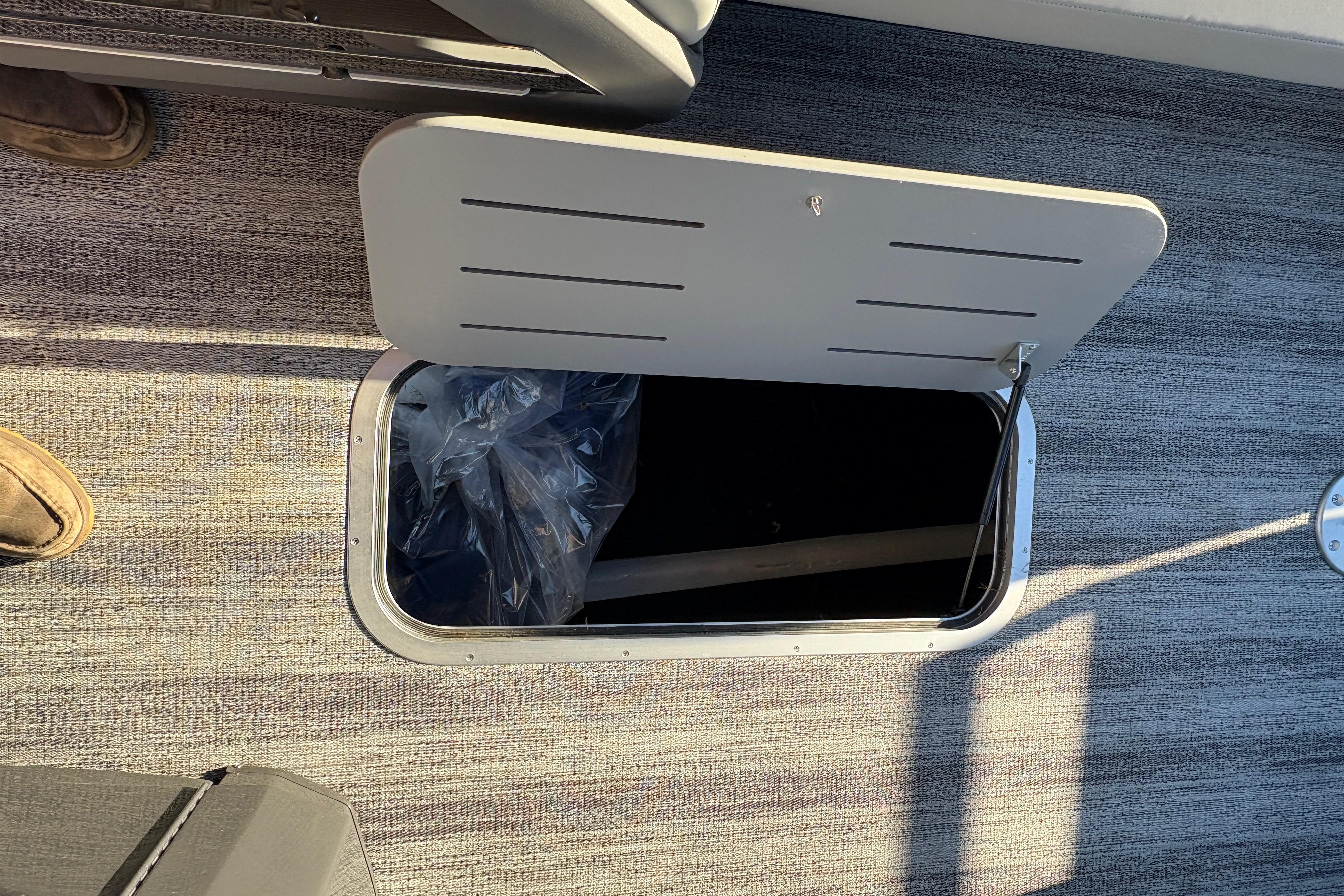 2026 Bennington 26 MSB #B6988G inventory image at Sun Country Marine Group, Lake Havasu City, AZ