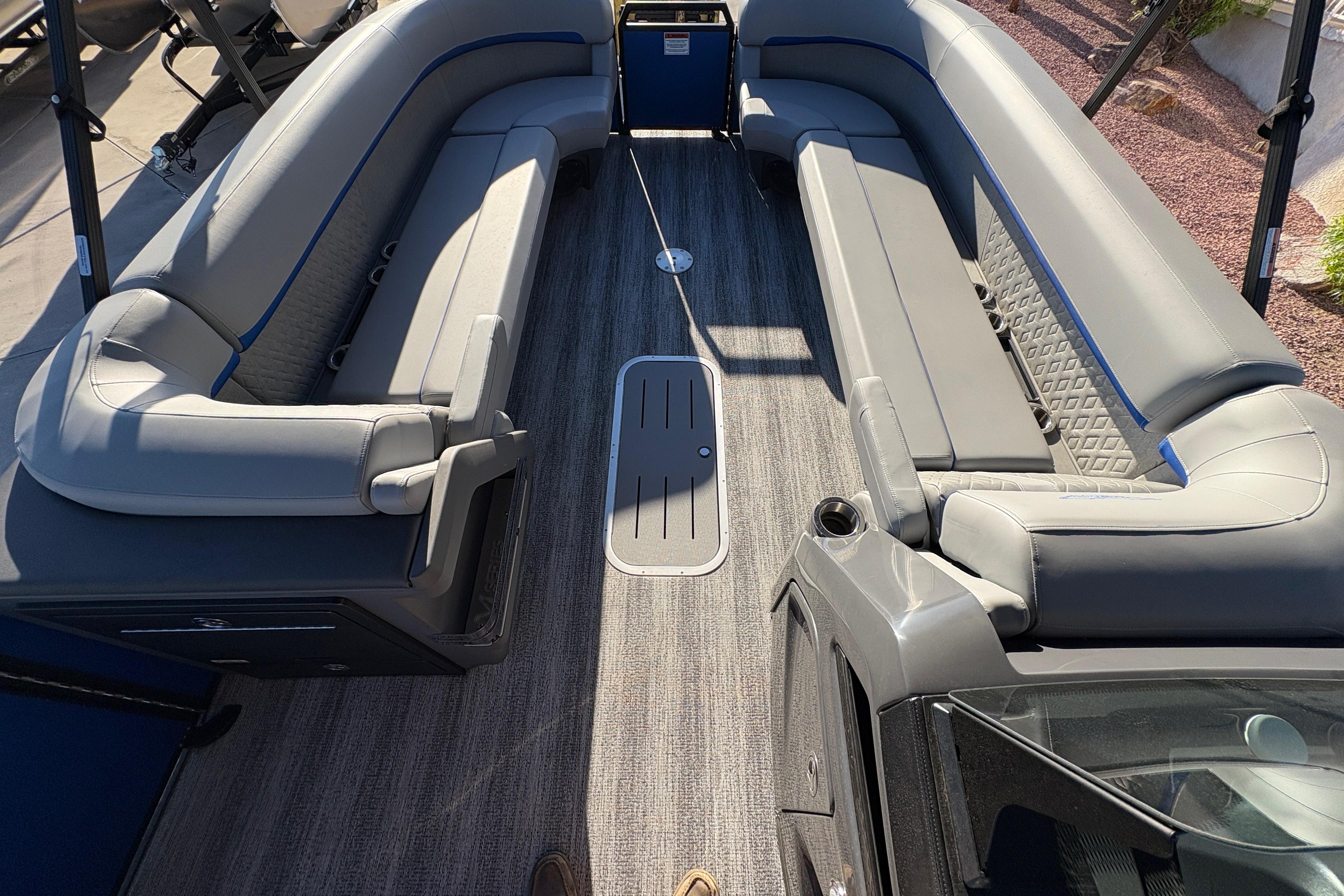 2026 Bennington 26 MSB #B6988G inventory image at Sun Country Marine Group, Lake Havasu City, AZ