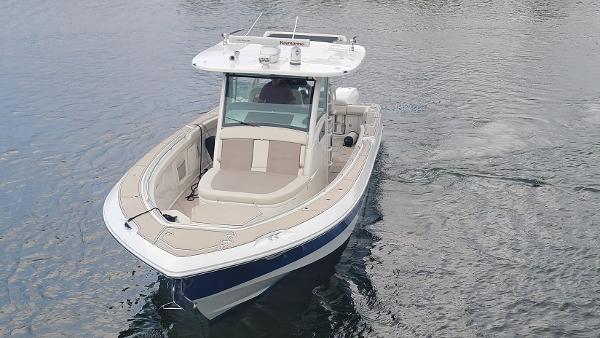 37' Boston Whaler, Listing Number 100916181, - Photo No. 19