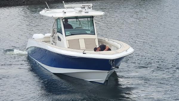 37' Boston Whaler, Listing Number 100916181, - Photo No. 23