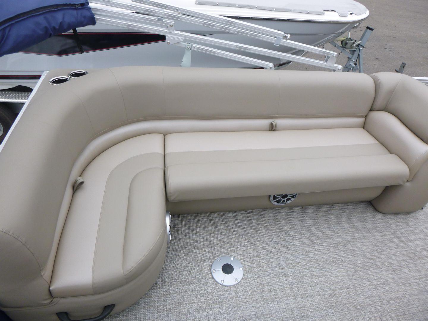 2024 Ranger Reata 200C Gallery