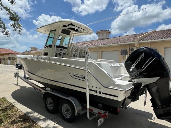 25' Boston Whaler, Listing Number 100916079, - Photo No. 3