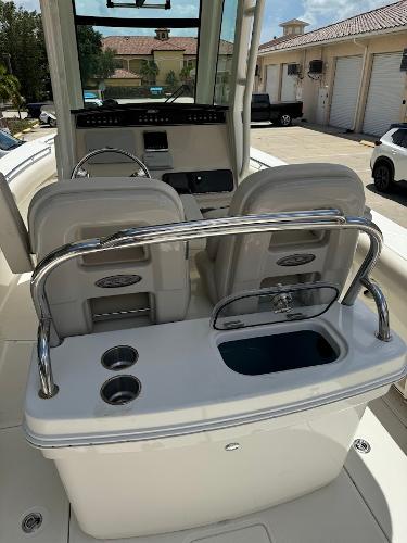 25' Boston Whaler, Listing Number 100916079, - Photo No. 18
