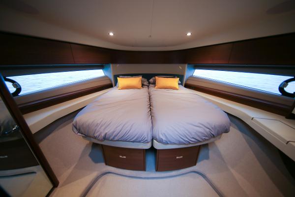 Princess Motor Yacht Sales - Used Princess F45