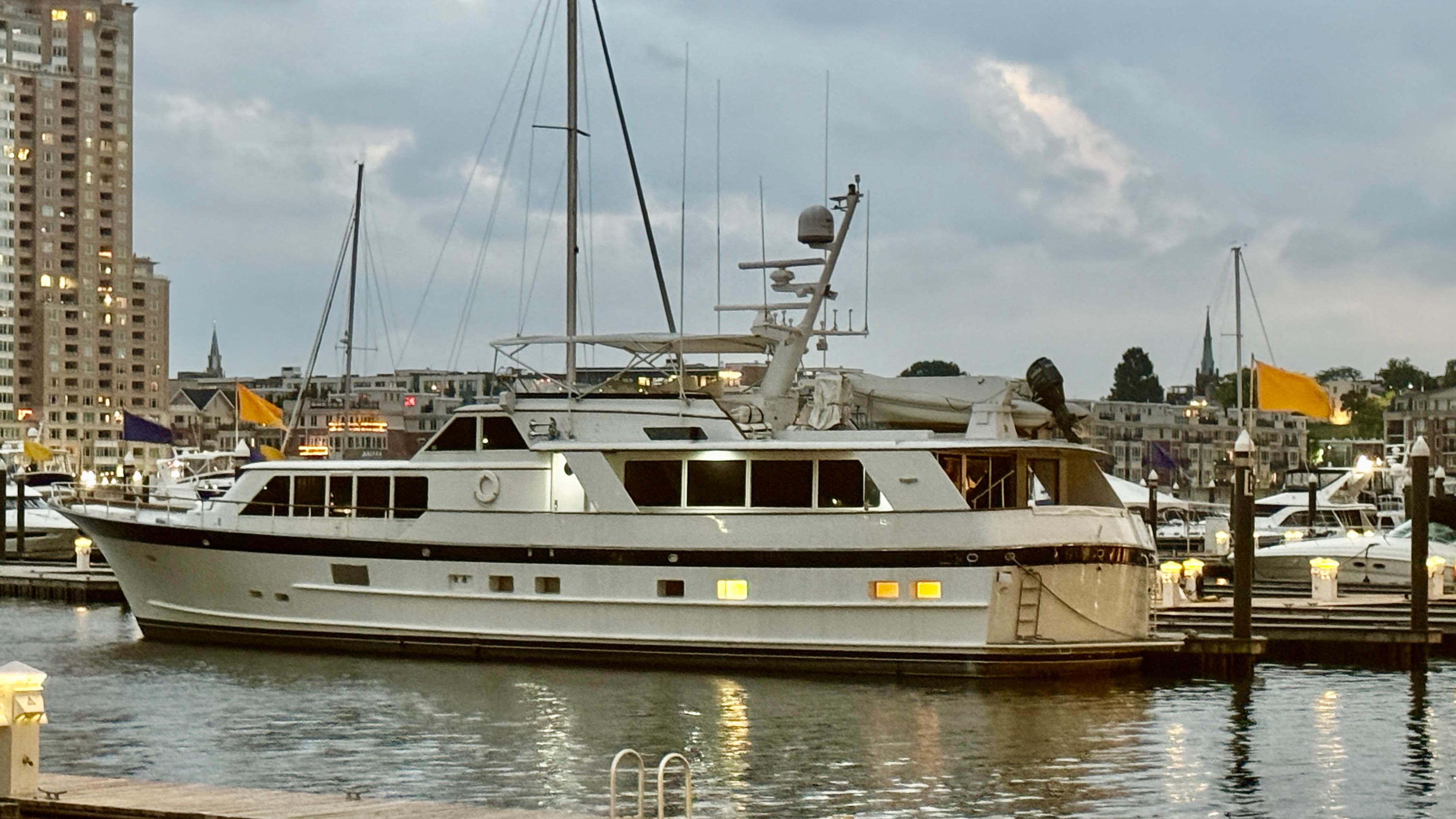 Burger-86 Raised Pilothouse 1987-Adventurer FL-US-9749338