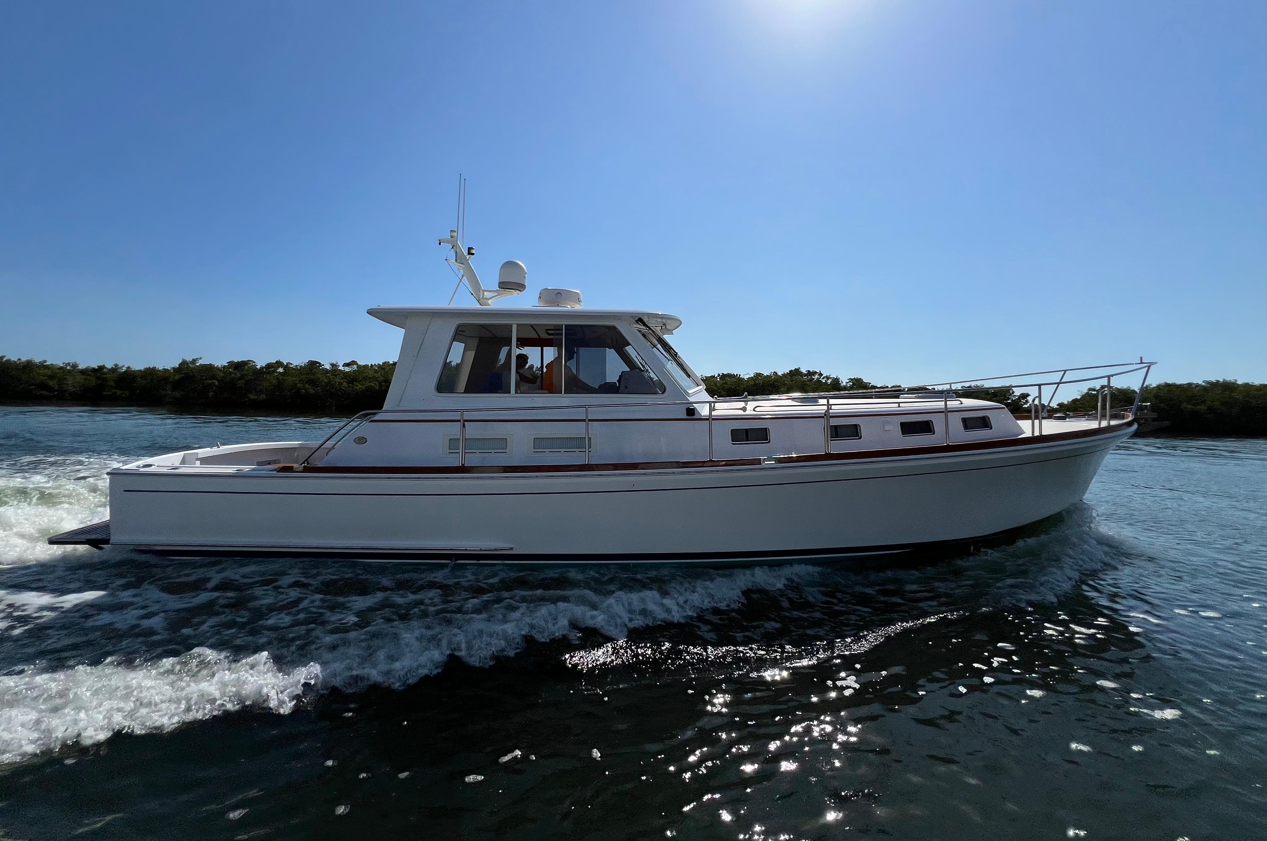 yacht-image