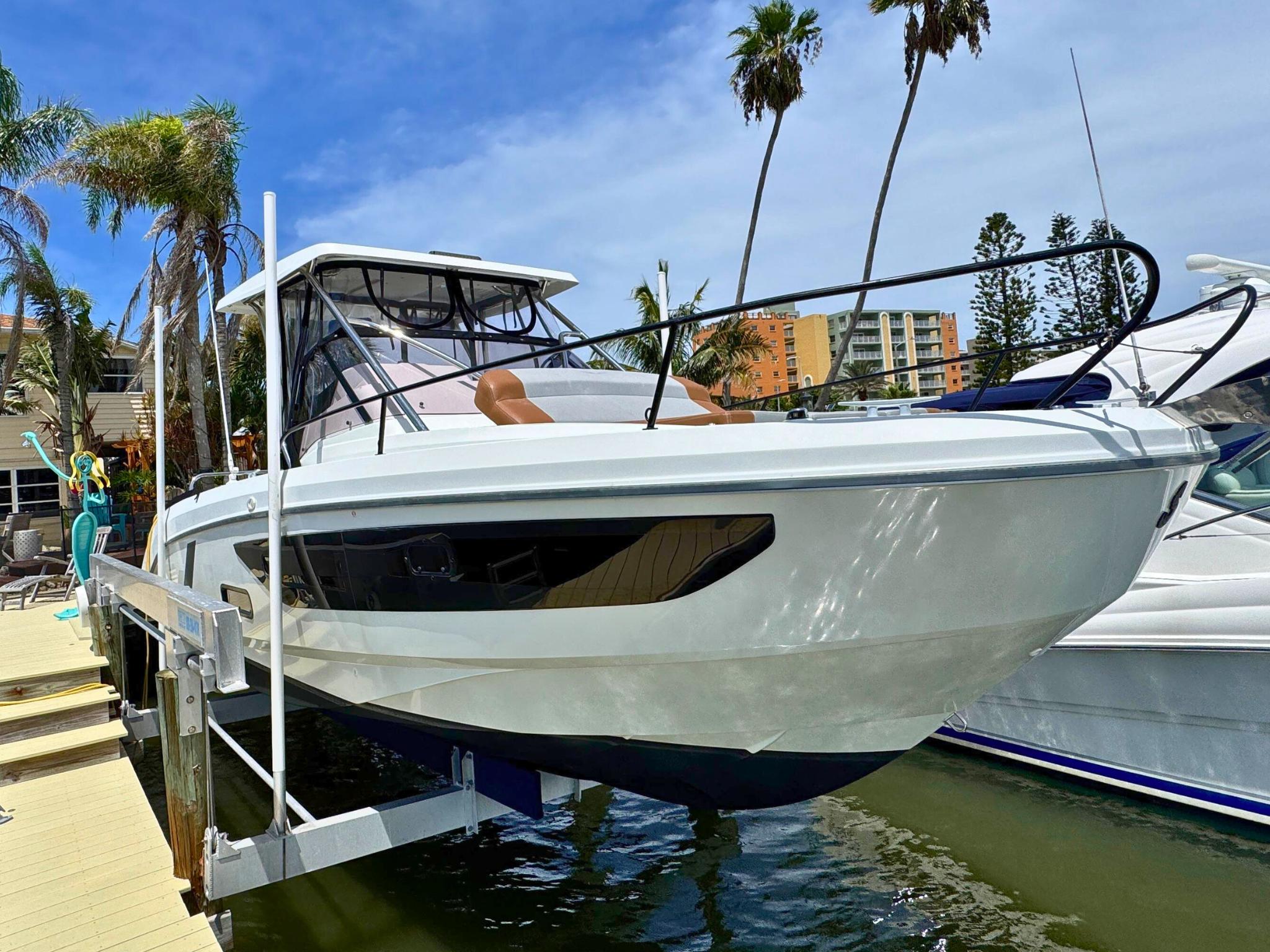 2022 Beneteau Flyer 9 SUNdeck