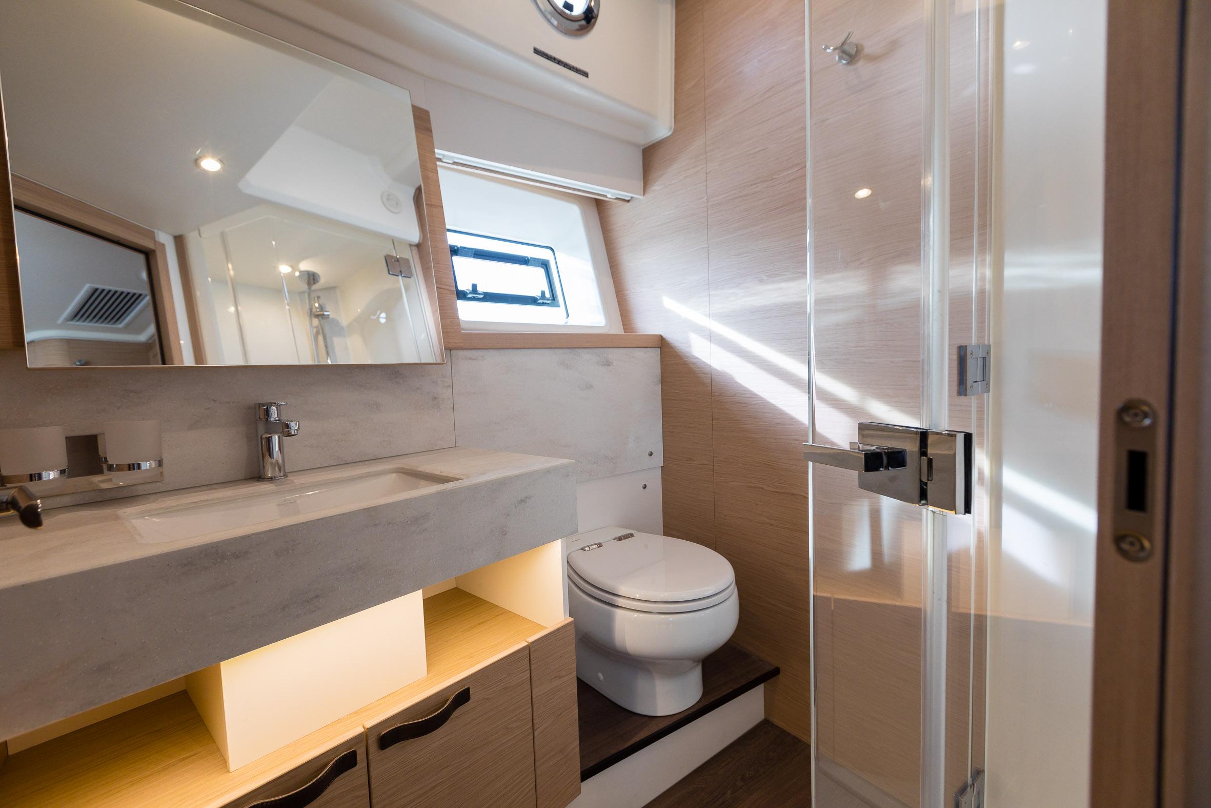 Yacht Photos Pics