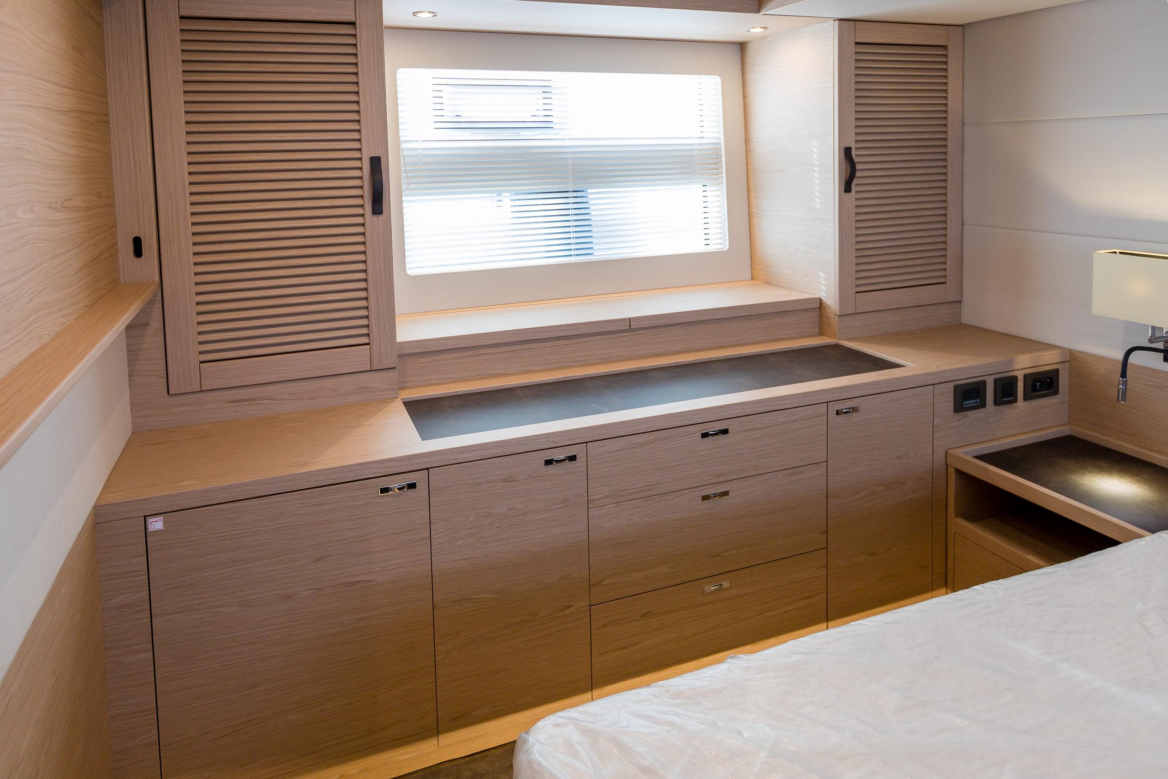 Yacht Photos Pics