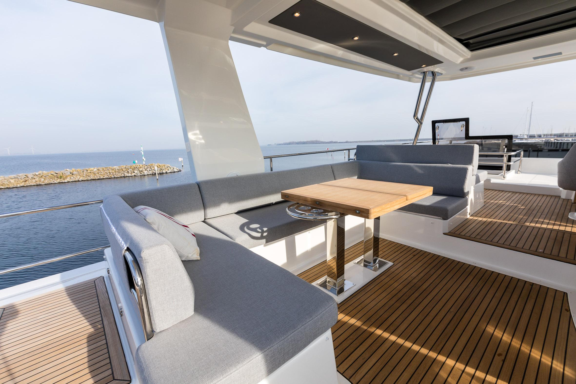 Yacht Photos Pics